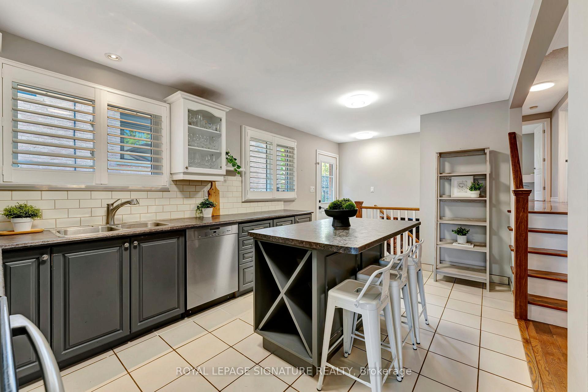 Photo 10 of 717 Coulson Avenue, Milton, Timberlea — HOMEH