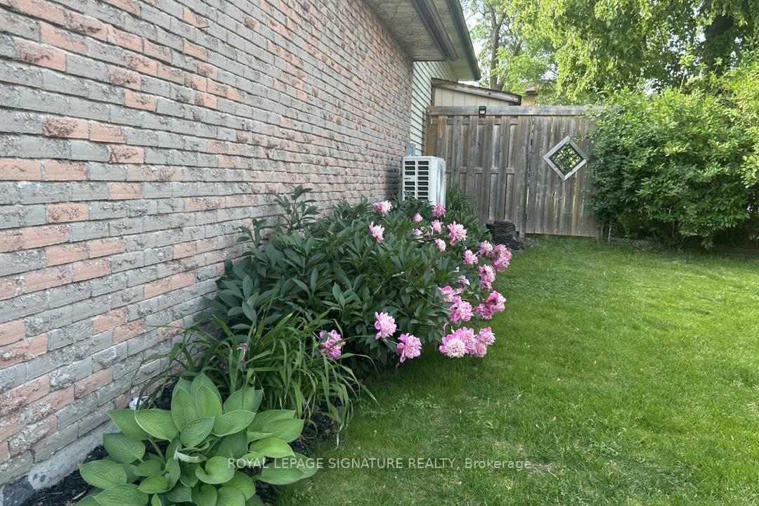 Photo 27 of 717 Coulson Avenue, Milton, Timberlea — HOMEH