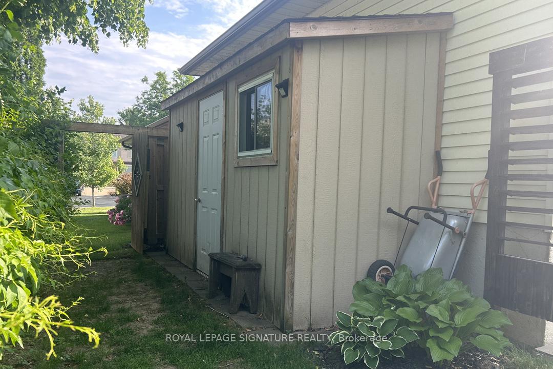 Photo 19 of 717 Coulson Avenue, Milton, Timberlea — HOMEH