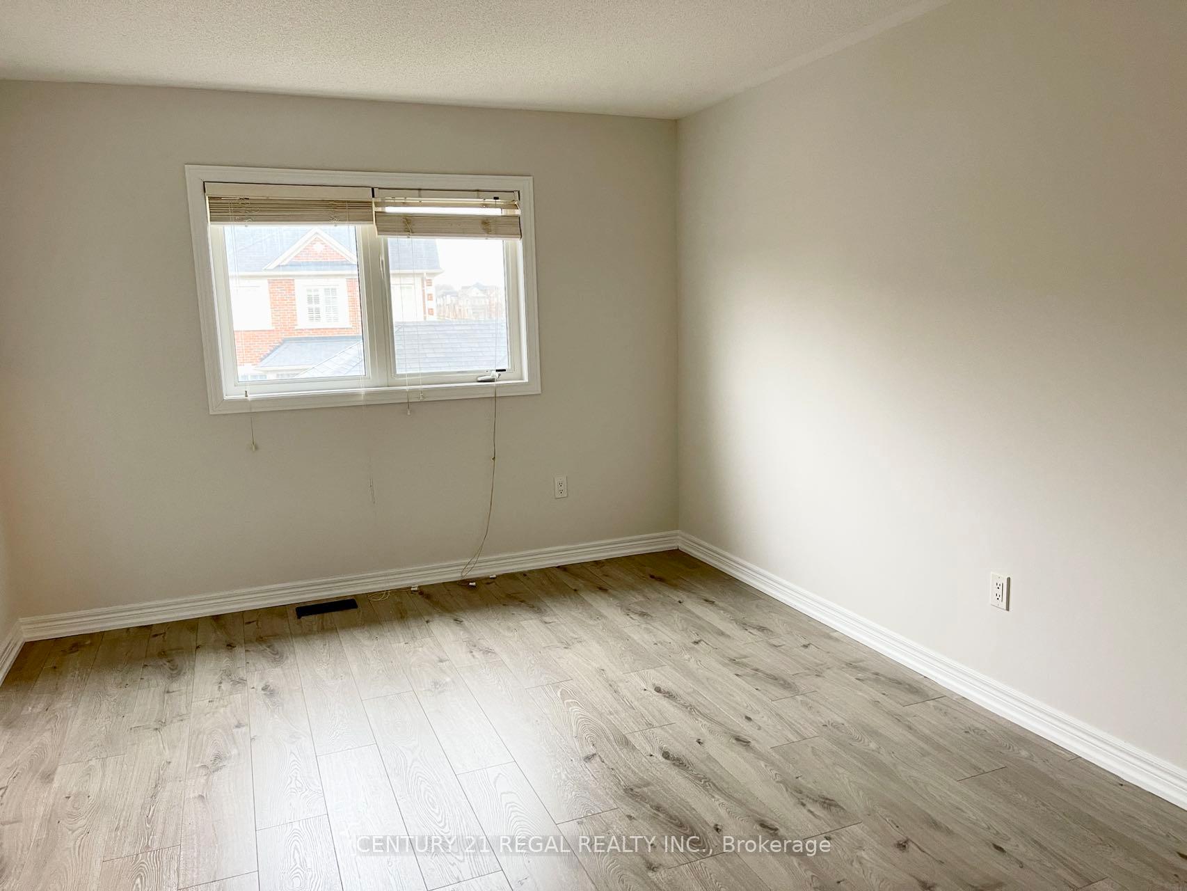 Photo 10 of 940 Castlemore Avenue, Markham, Wismer — HOMEH