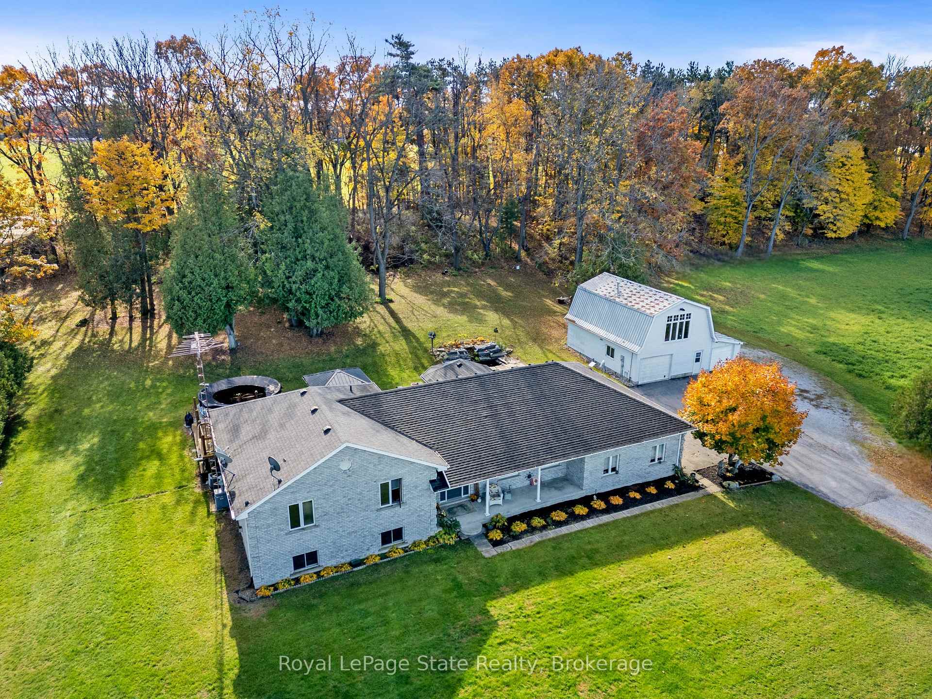 Photo 1 of 1306 St Johns Road W, Norfolk, Rural Charlotteville — HOMEH
