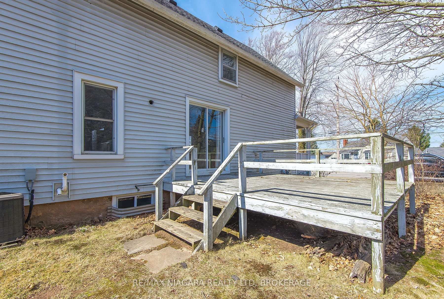 Photo 12 of 722 Canboro Road, Pelham, Fenwick — HOMEH