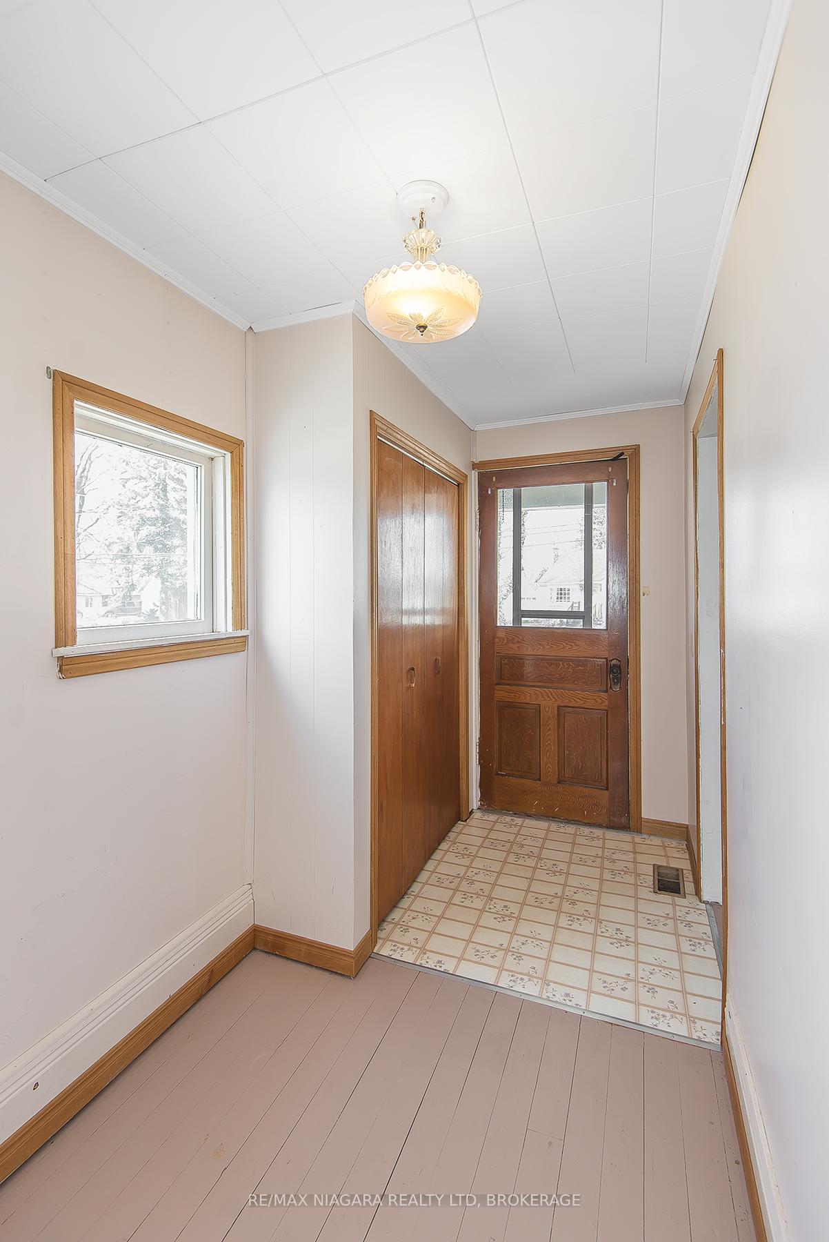 Photo 13 of 722 Canboro Road, Pelham, Fenwick — HOMEH