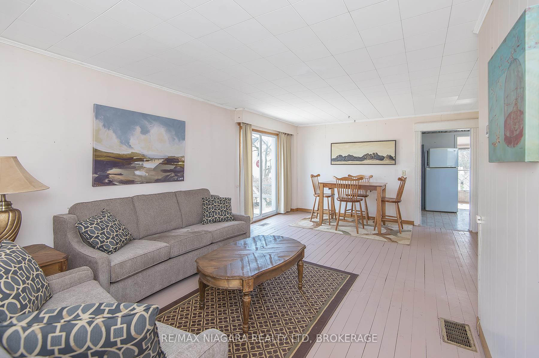 Photo 16 of 722 Canboro Road, Pelham, Fenwick — HOMEH