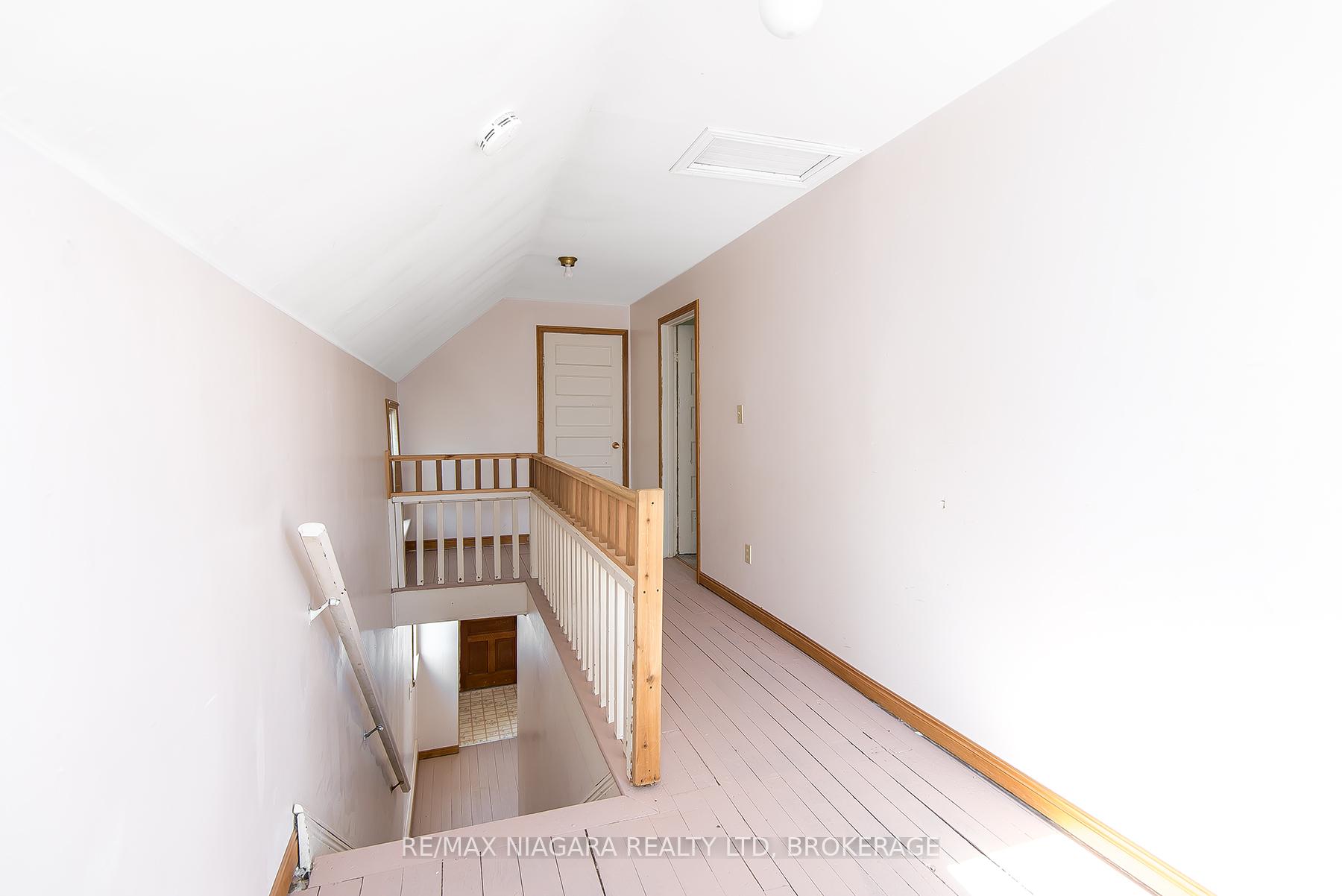 Photo 26 of 722 Canboro Road, Pelham, Fenwick — HOMEH