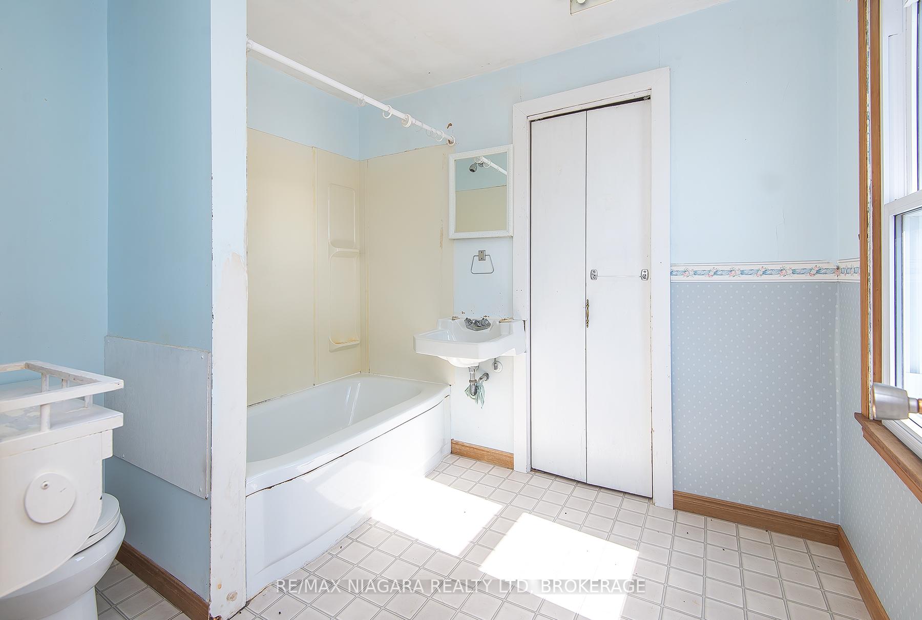 Photo 32 of 722 Canboro Road, Pelham, Fenwick — HOMEH