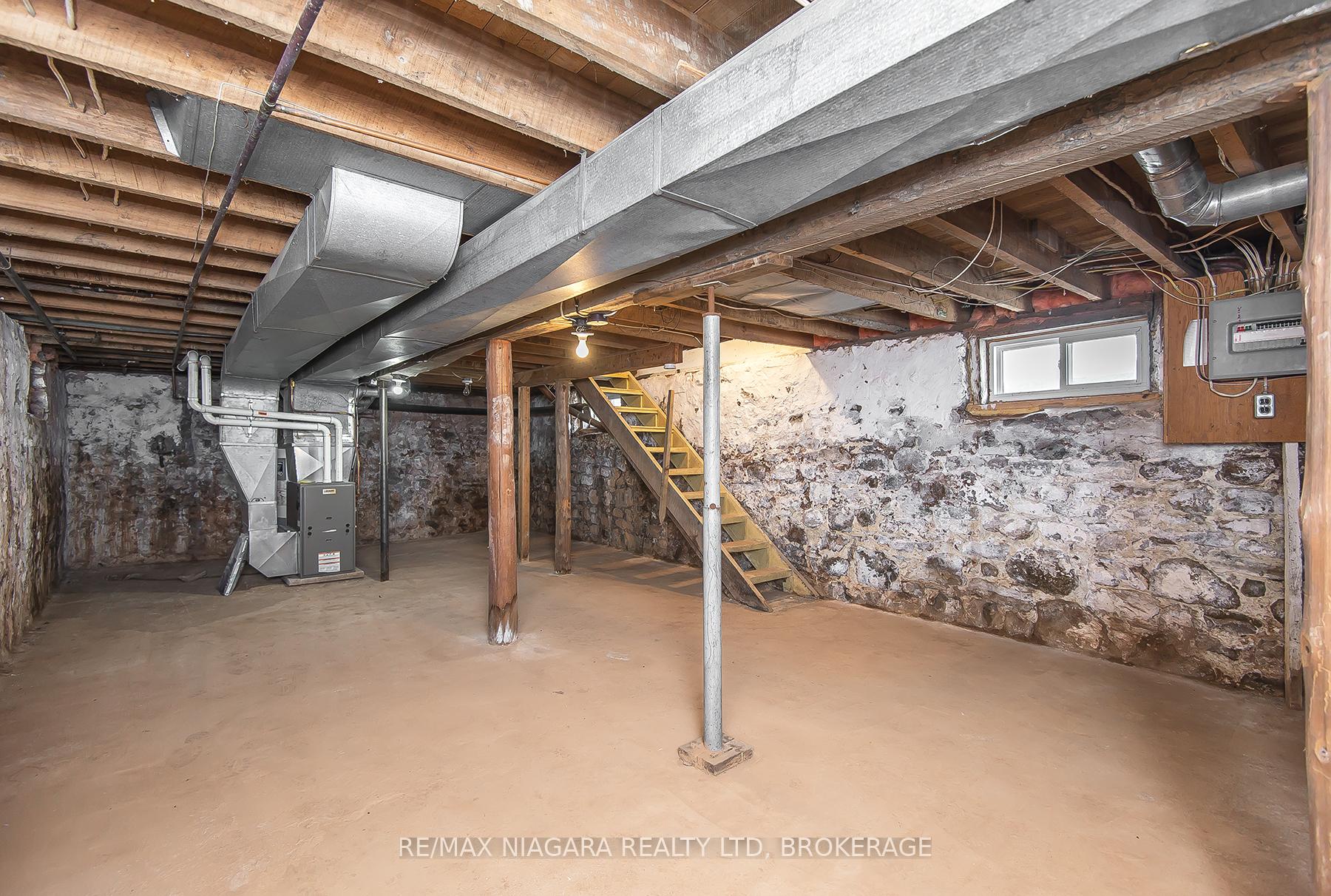 Photo 33 of 722 Canboro Road, Pelham, Fenwick — HOMEH