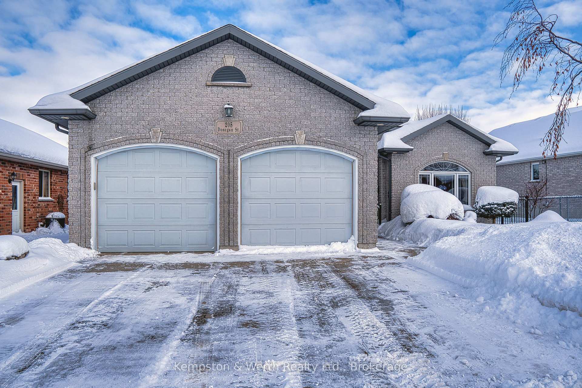 Photo 4 of 205 Donegan Street W, North Perth, Listowel — HOMEH