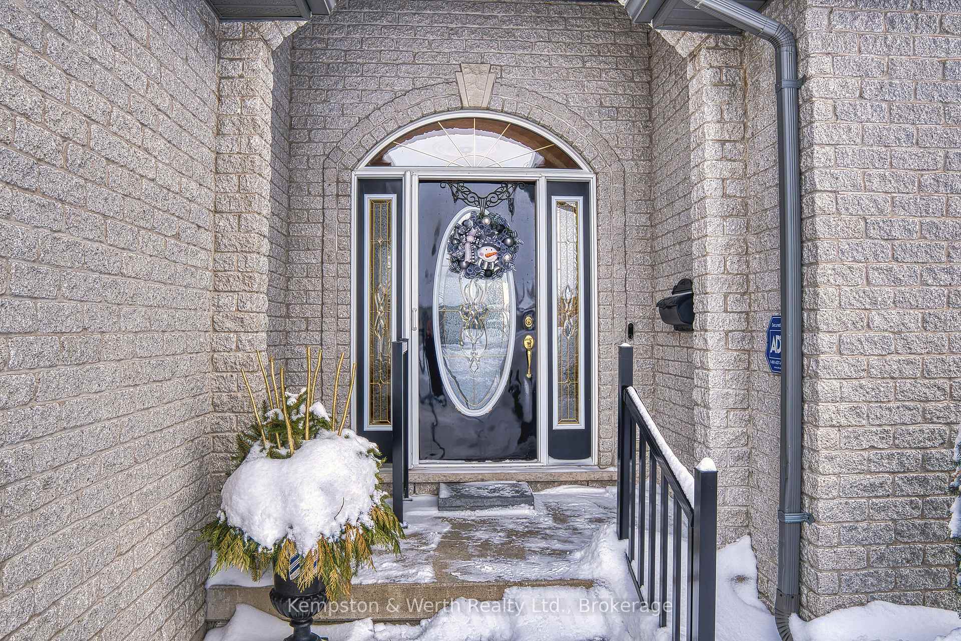 Photo 8 of 205 Donegan Street W, North Perth, Listowel — HOMEH