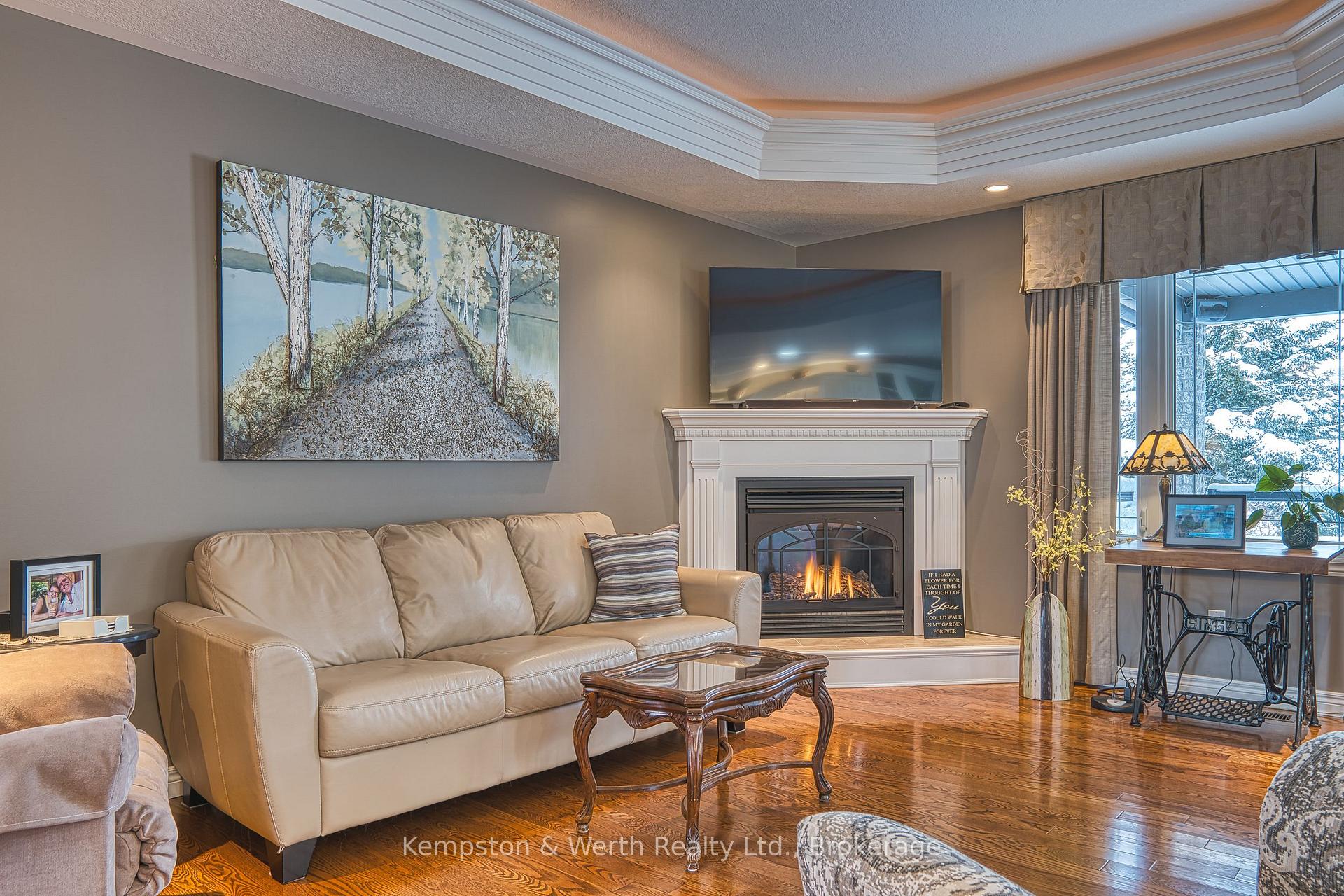 Photo 25 of 205 Donegan Street W, North Perth, Listowel — HOMEH