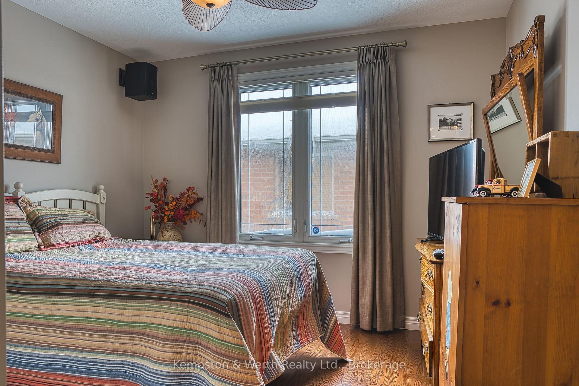 Photo 29 of 205 Donegan Street W, North Perth, Listowel — HOMEH