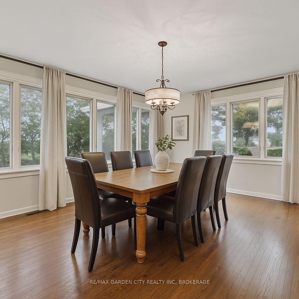 Photo 21 of 10 Oak Lane, Pelham, Fonthill — HOMEH