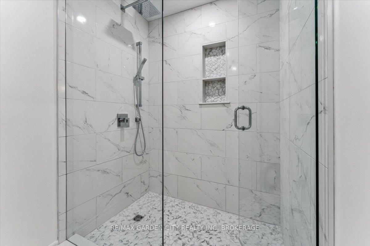 Photo 34 of 10 Oak Lane, Pelham, Fonthill — HOMEH