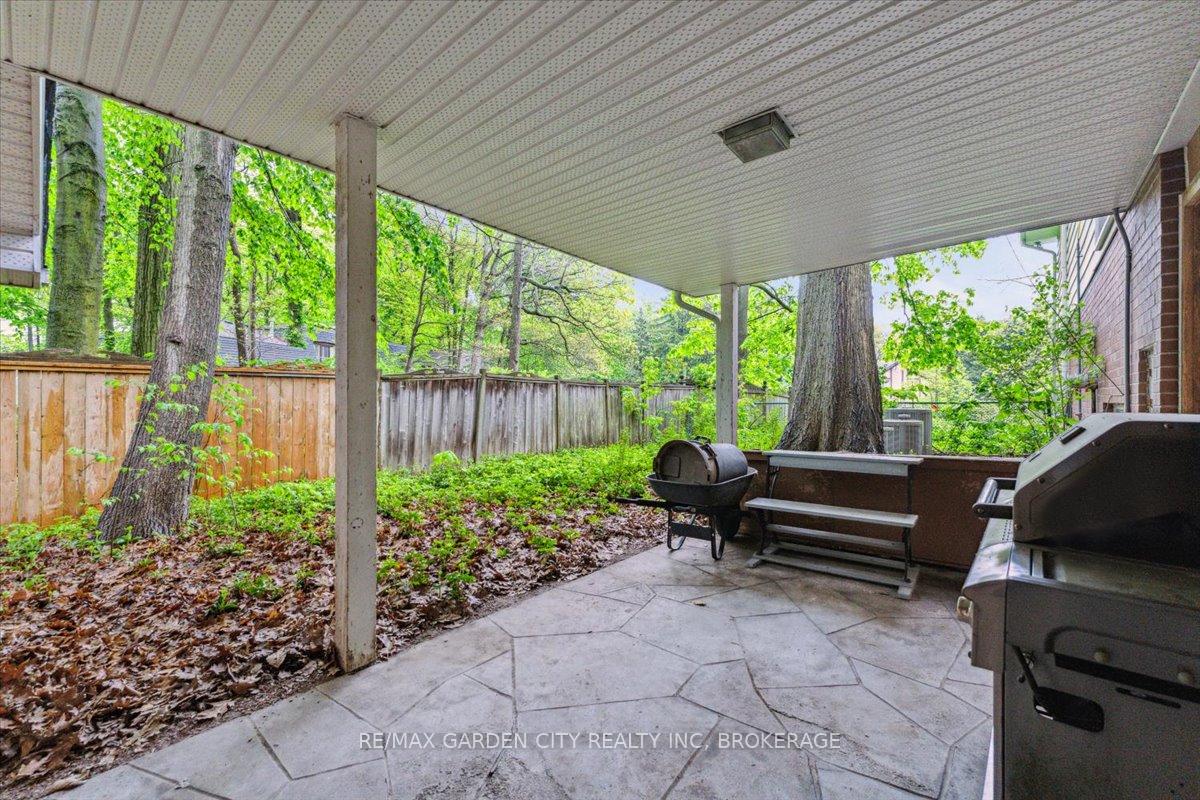 Photo 42 of 10 Oak Lane, Pelham, Fonthill — HOMEH