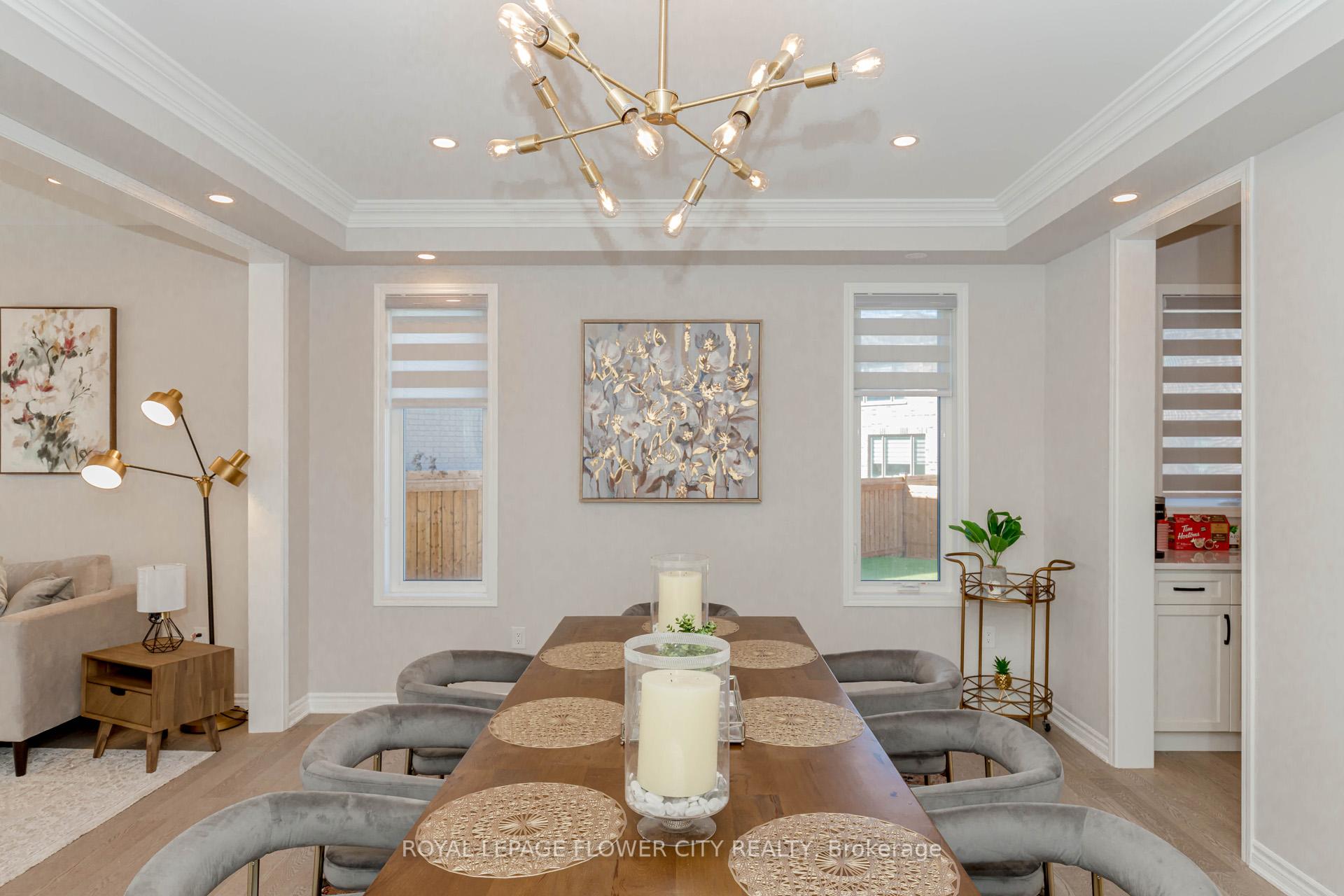 Photo 16 of 1371 Lobelia Crescent, Milton, Walker — HOMEH