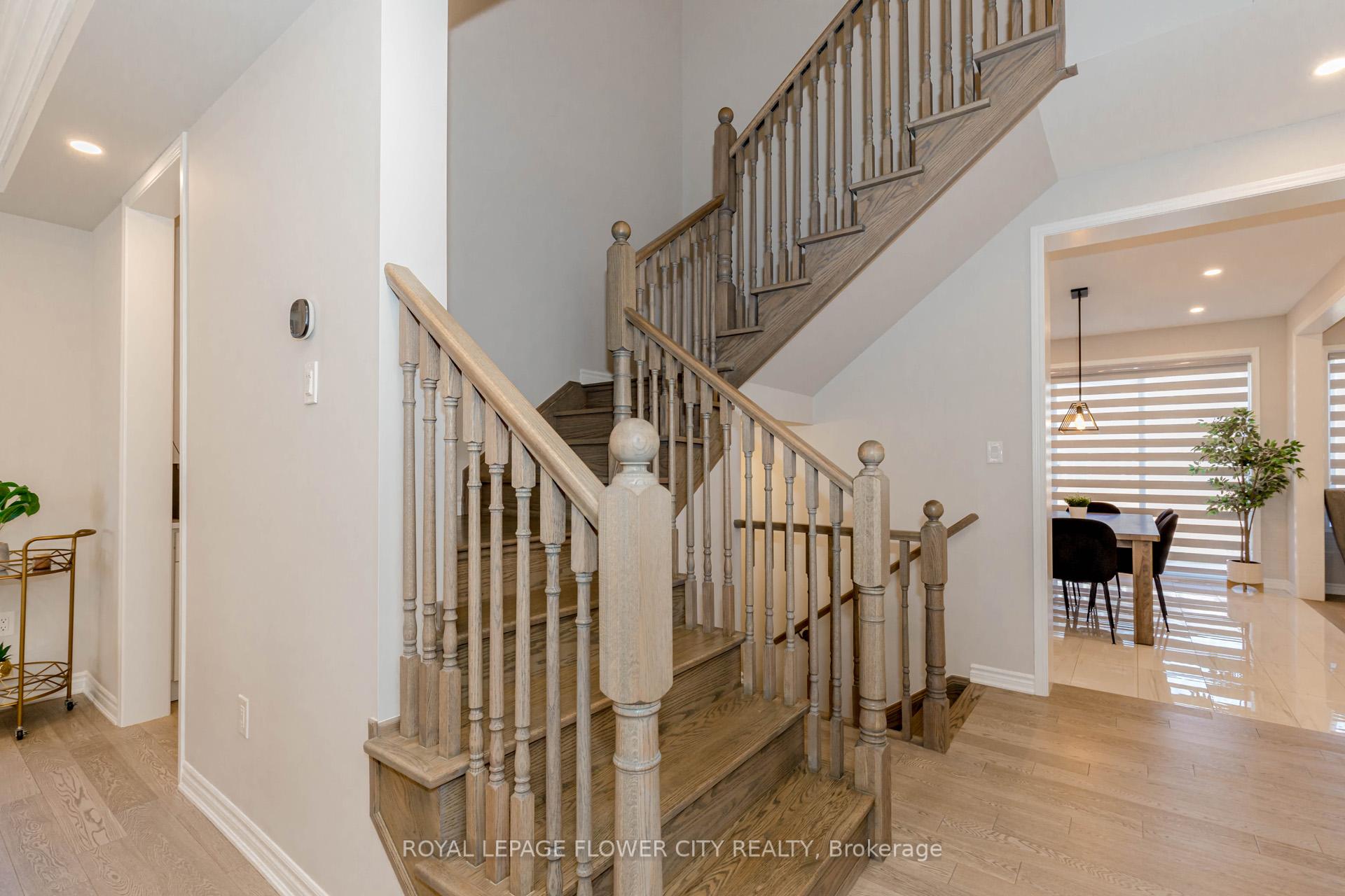 Photo 8 of 1371 Lobelia Crescent, Milton, Walker — HOMEH
