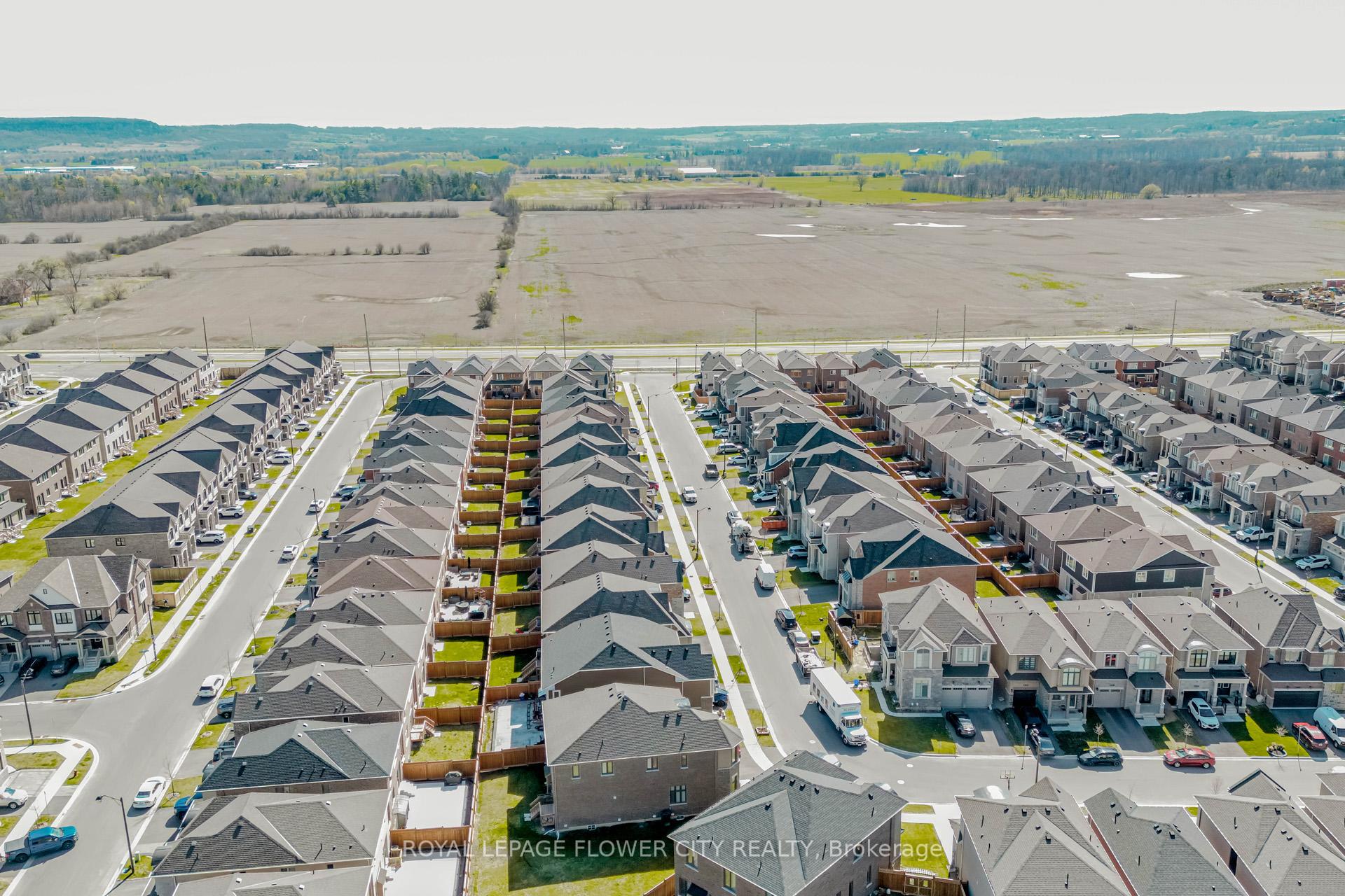 Photo 23 of 1371 Lobelia Crescent, Milton, Walker — HOMEH