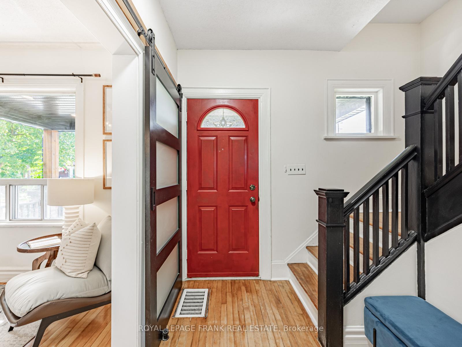 Photo 3 of 330 Arthur Street, Oshawa, Central — HOMEH