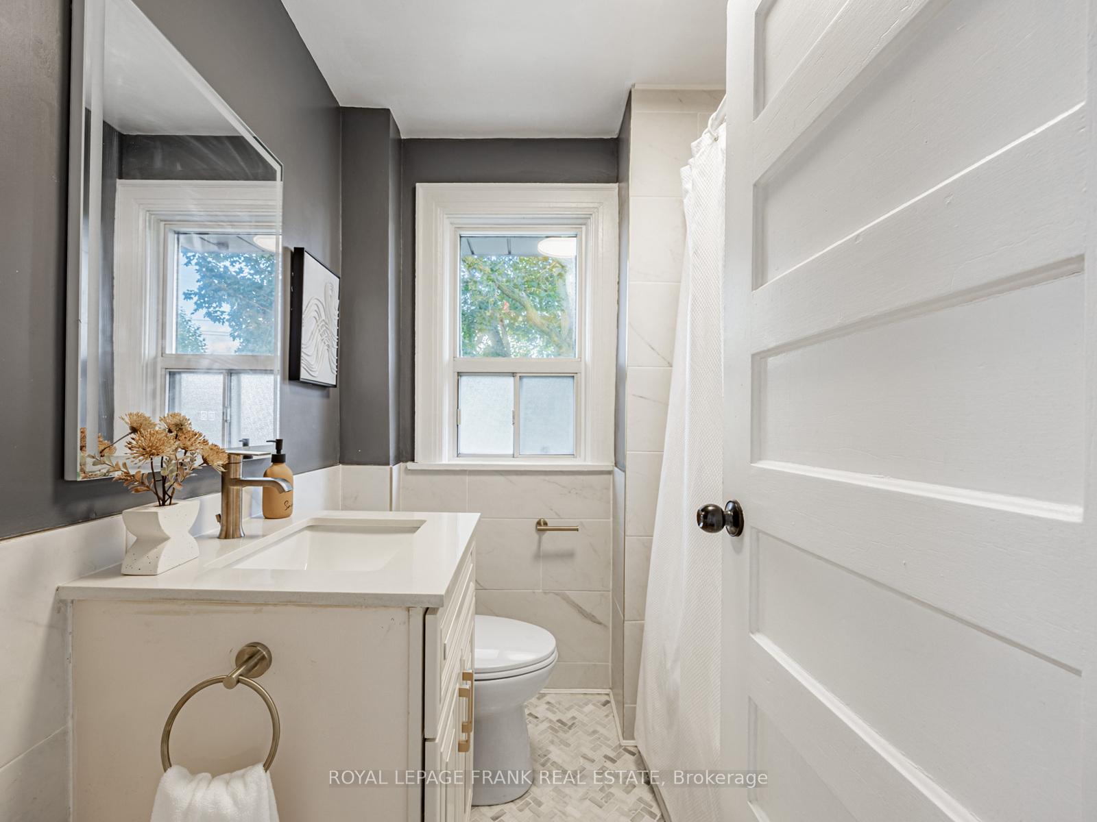 Photo 12 of 330 Arthur Street, Oshawa, Central — HOMEH