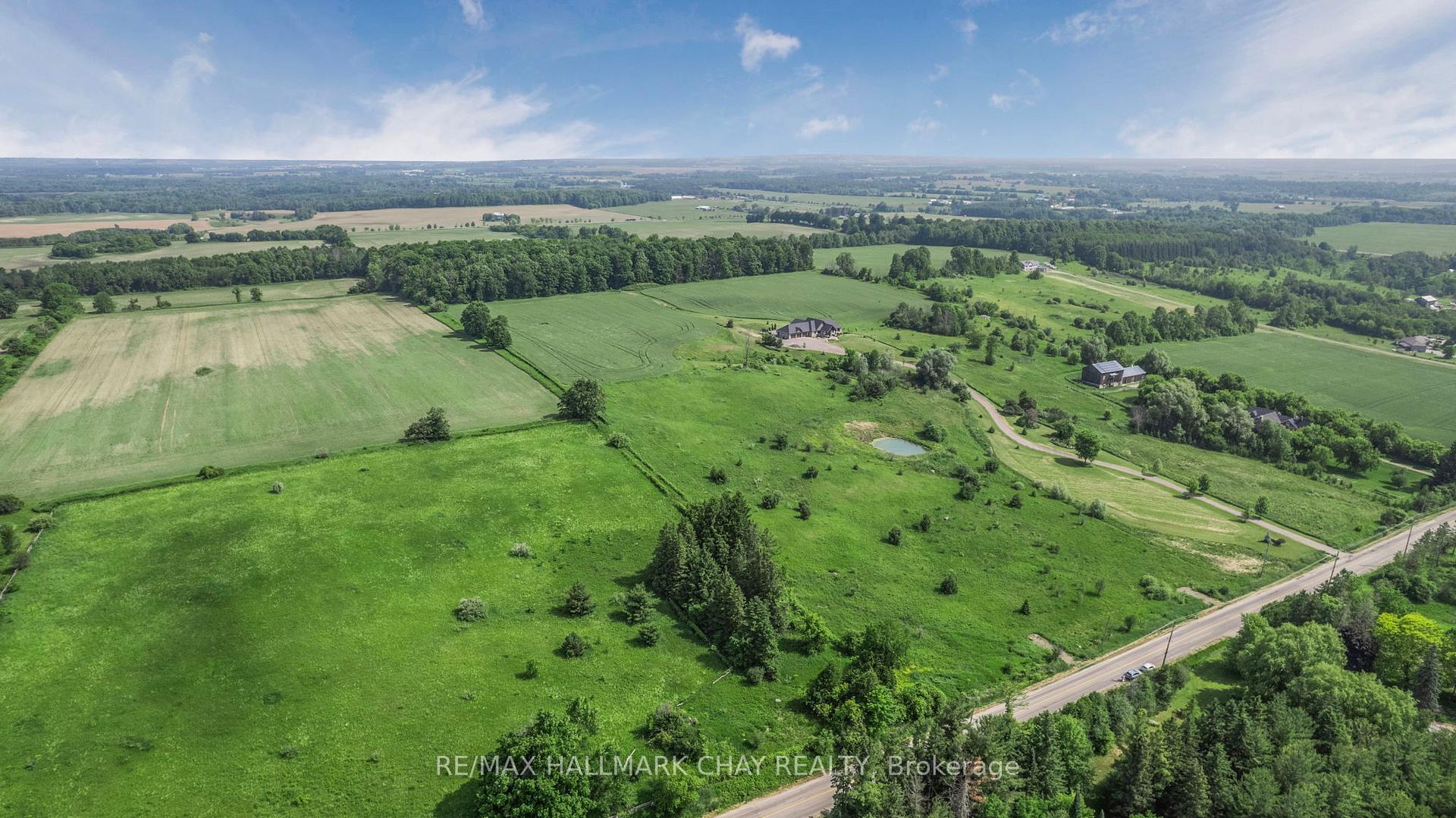 Photo 4 of 6924 7th Line, New Tecumseth, Rural New Tecumseth — HOMEH