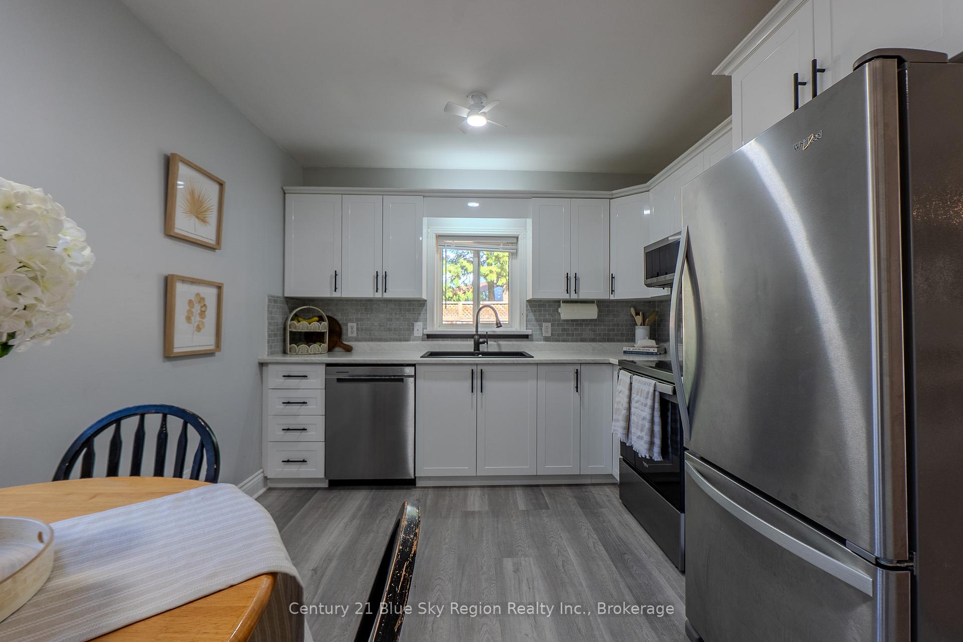 Photo 5 of 13 Prince Edward Drive, North Bay, Ferris — HOMEH