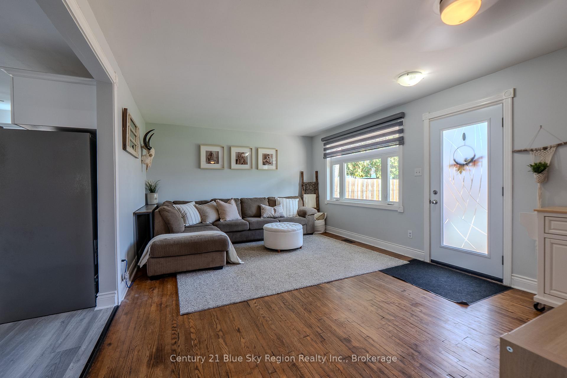 Photo 8 of 13 Prince Edward Drive, North Bay, Ferris — HOMEH