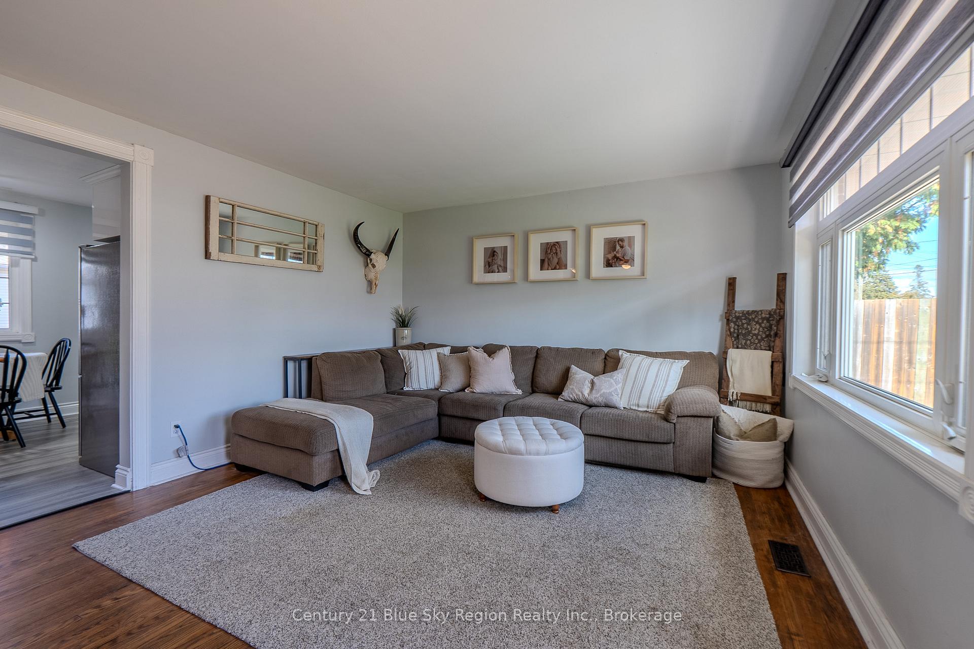 Photo 10 of 13 Prince Edward Drive, North Bay, Ferris — HOMEH
