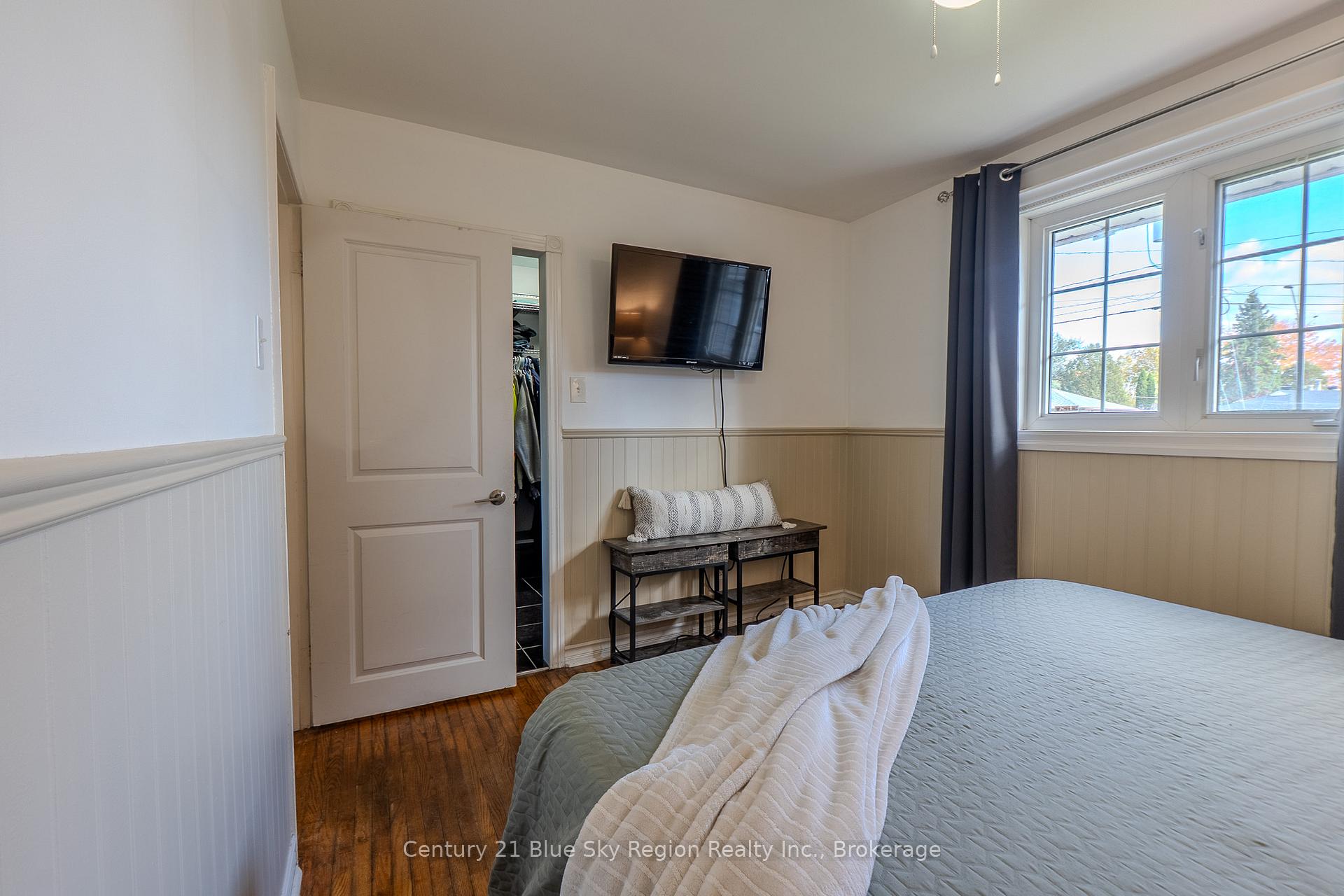 Photo 18 of 13 Prince Edward Drive, North Bay, Ferris — HOMEH