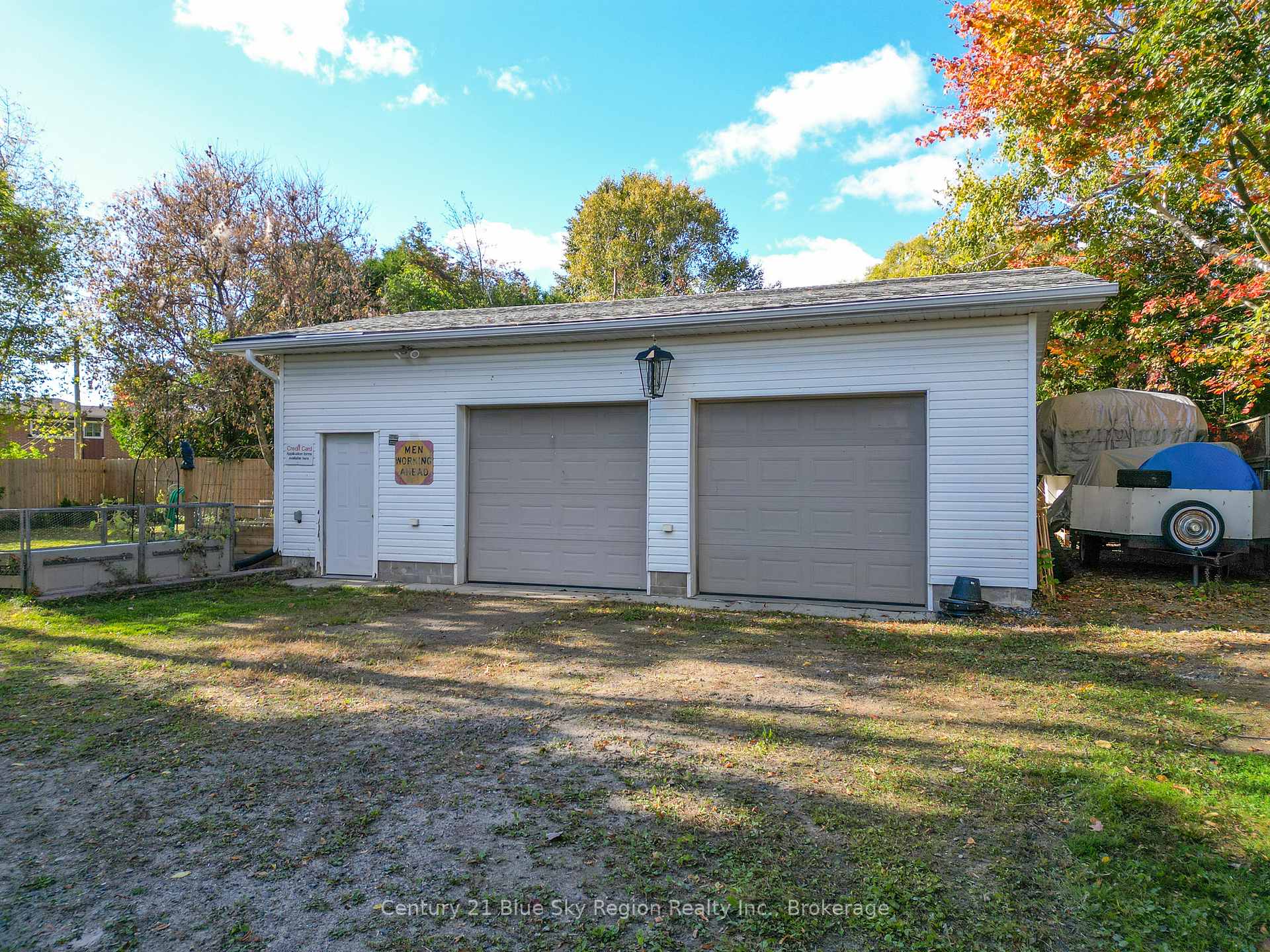 Photo 30 of 13 Prince Edward Drive, North Bay, Ferris — HOMEH