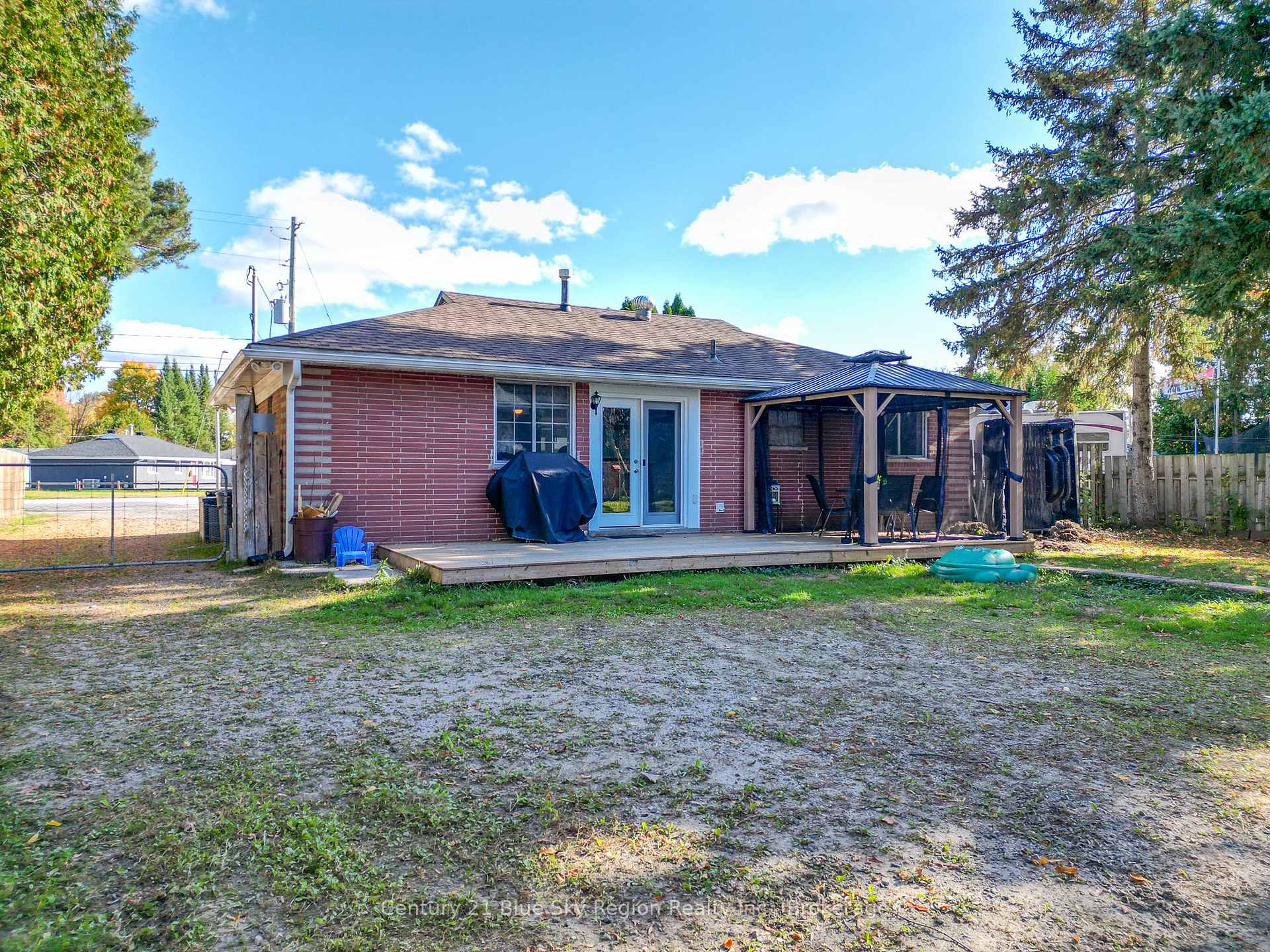Photo 32 of 13 Prince Edward Drive, North Bay, Ferris — HOMEH