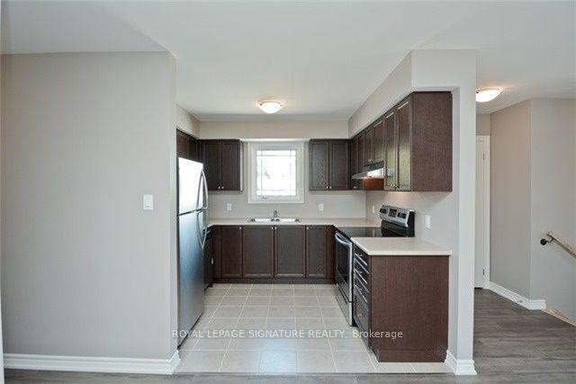 Photo 4 of 214 Celina Street, Oshawa, Central — HOMEH