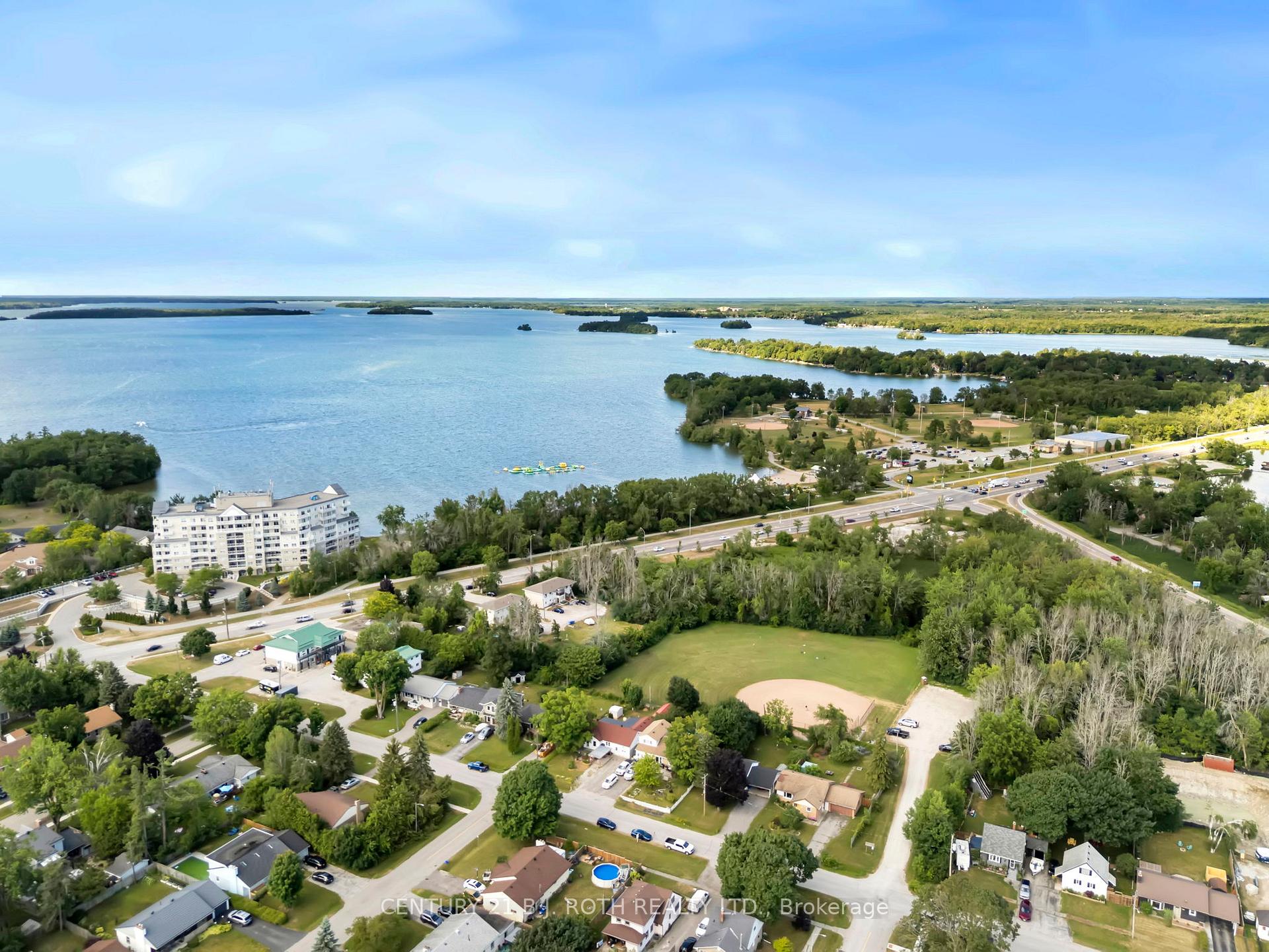 Photo 20 of 392 Bayview Parkway, Orillia — HOMEH