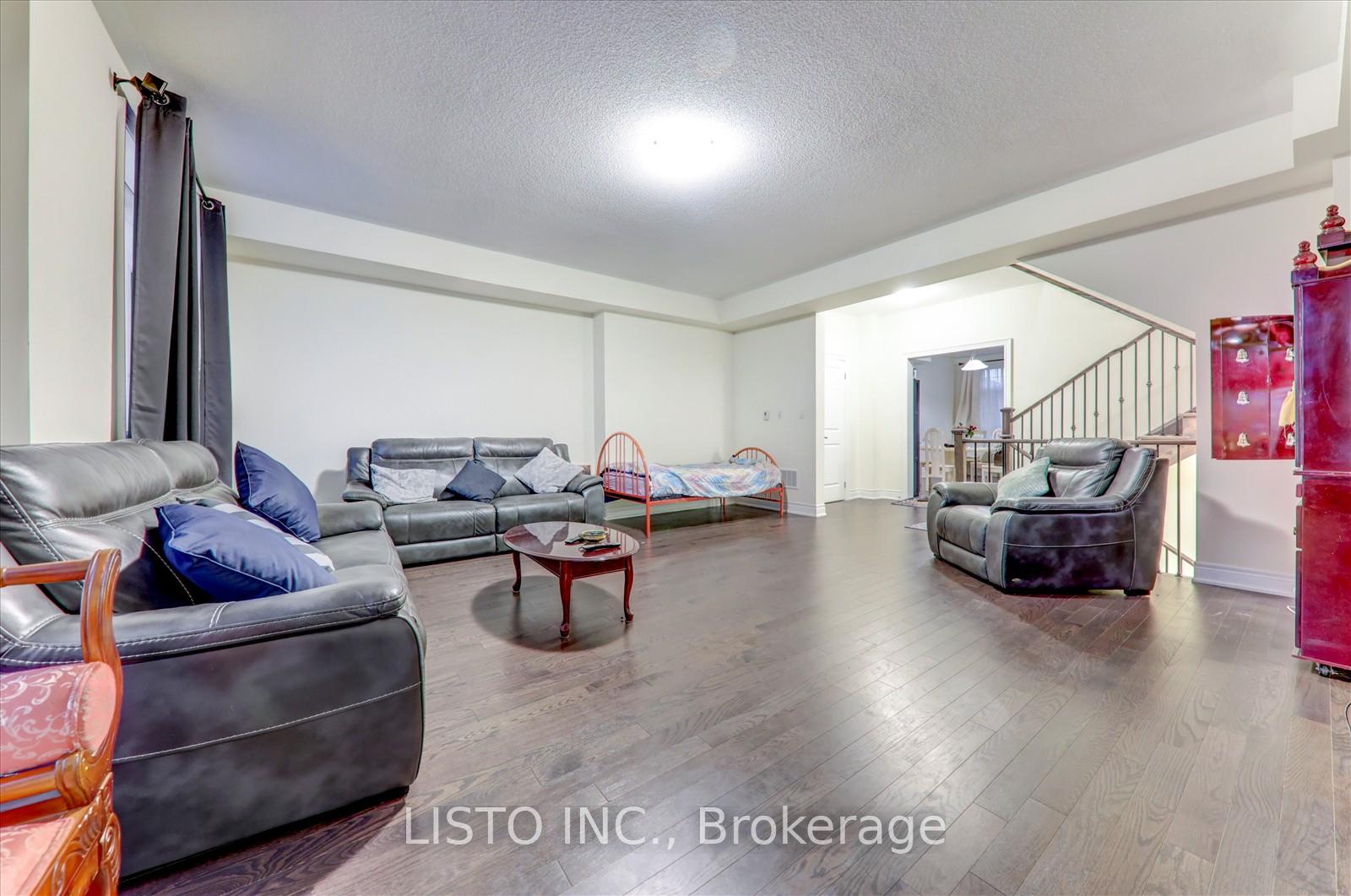 Photo 12 of 265 Kirkham Drive, Markham, Cedarwood — HOMEH