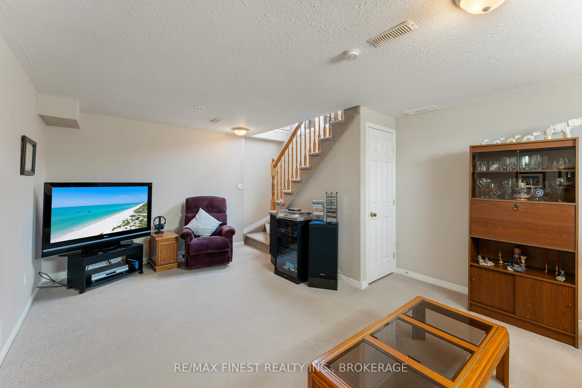 Photo 30 of 230 Ellesmeer Avenue, Kingston, City Northwest — HOMEH