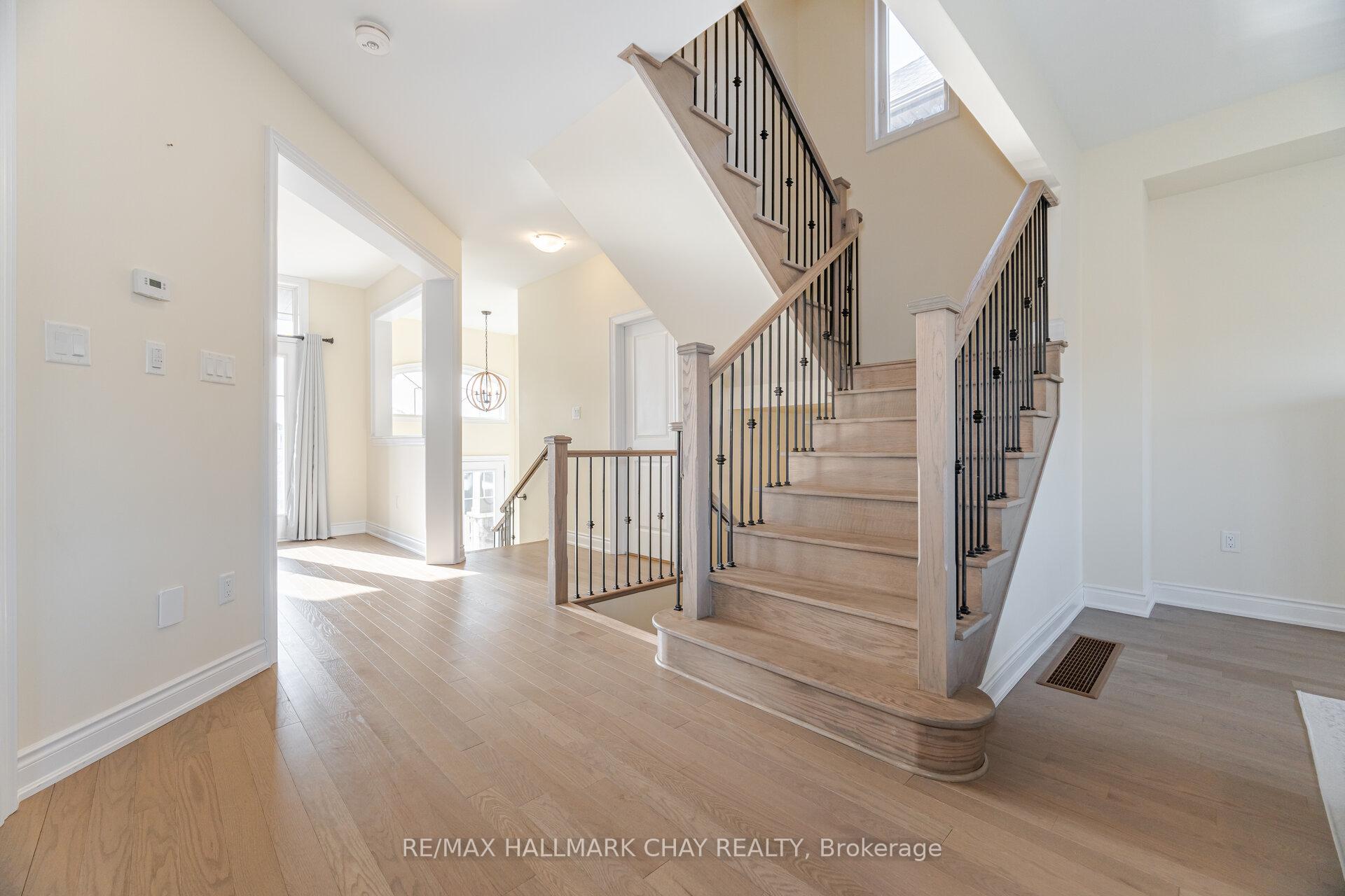 Photo 25 of 30 Janes Crescent, New Tecumseth, Alliston — HOMEH