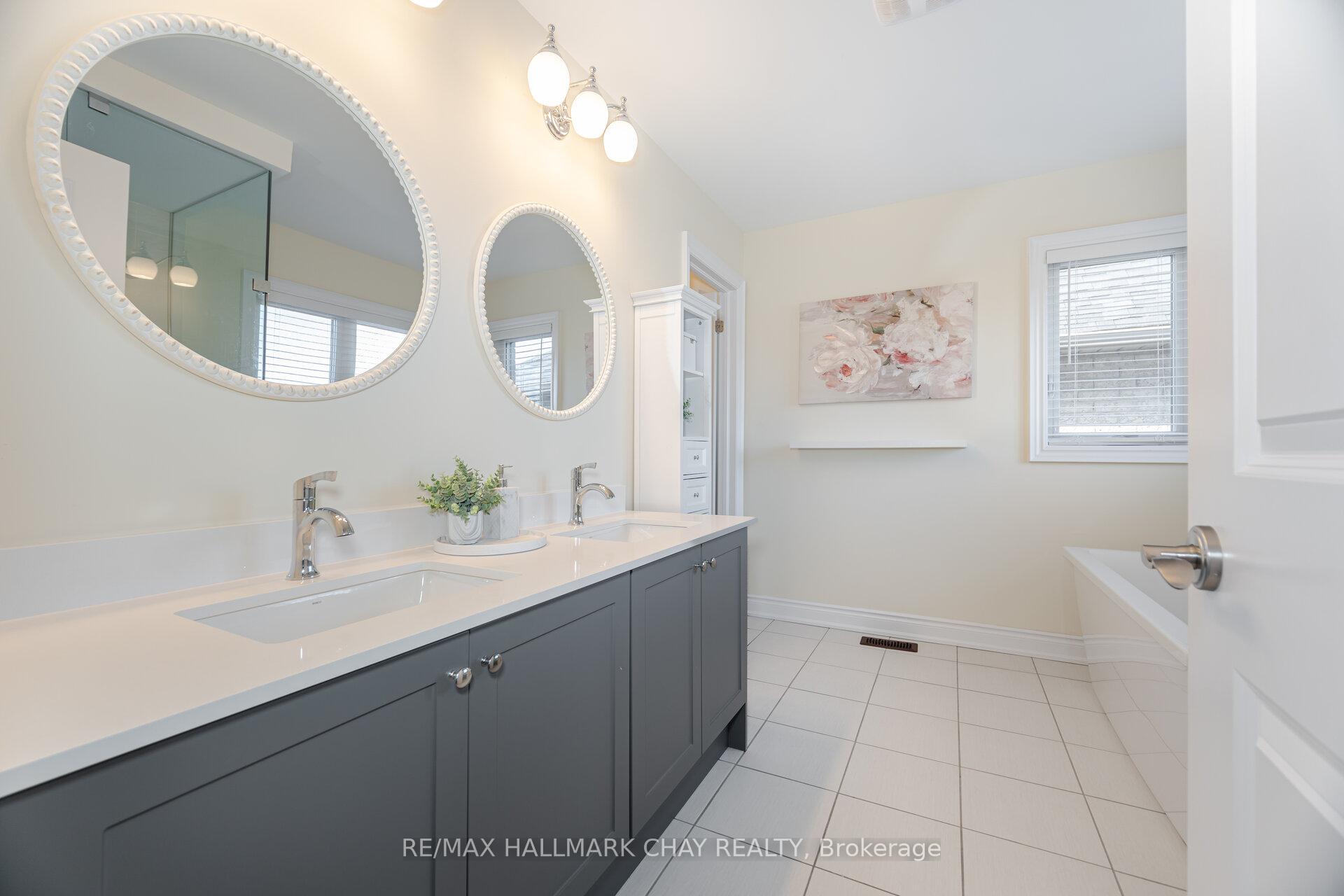 Photo 31 of 30 Janes Crescent, New Tecumseth, Alliston — HOMEH