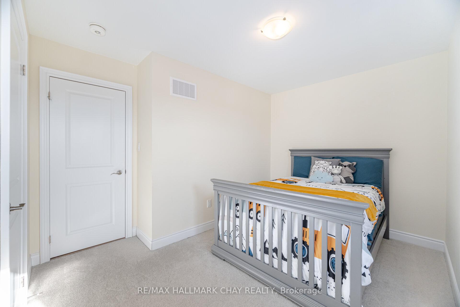 Photo 39 of 30 Janes Crescent, New Tecumseth, Alliston — HOMEH