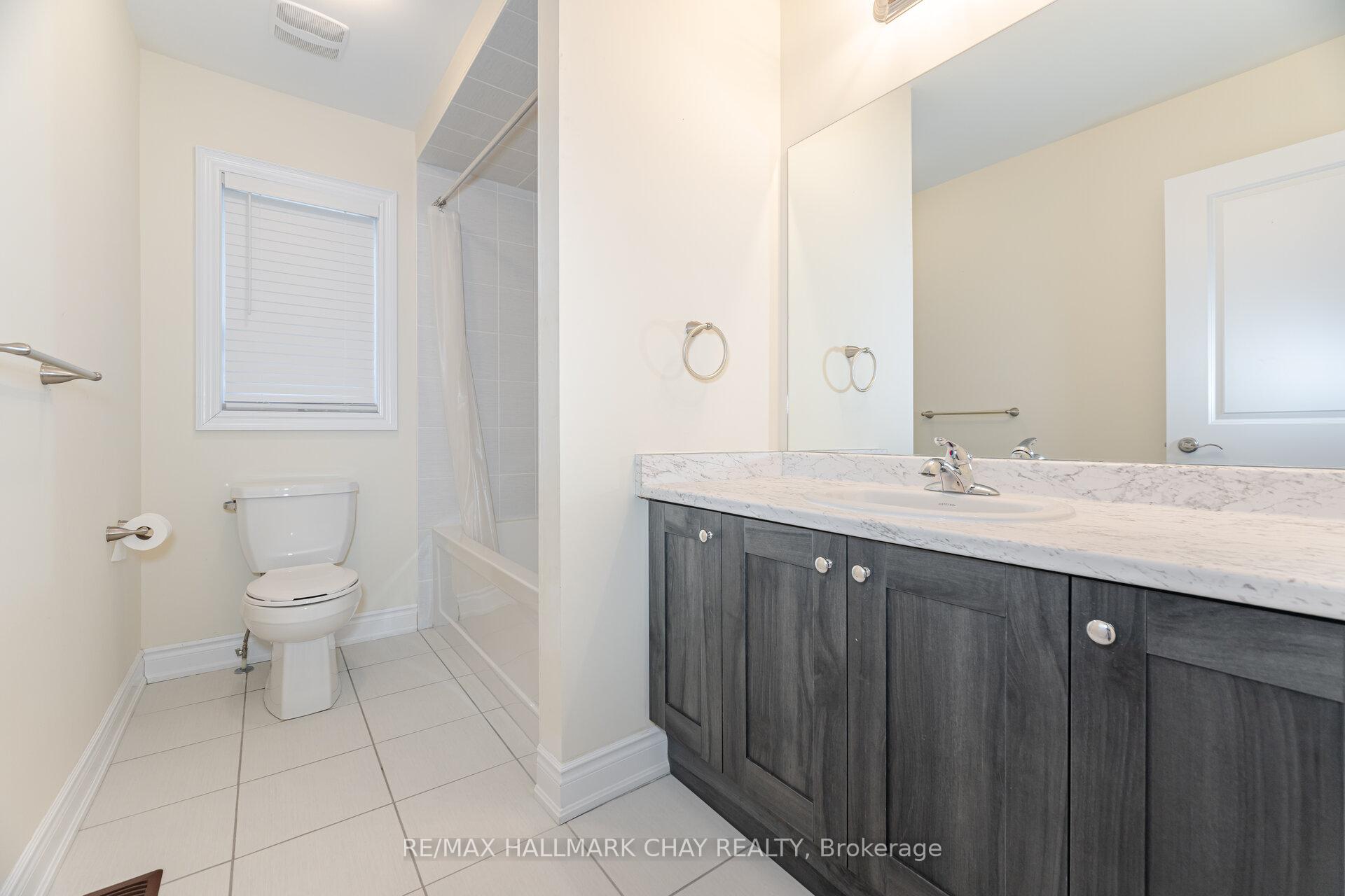 Photo 43 of 30 Janes Crescent, New Tecumseth, Alliston — HOMEH