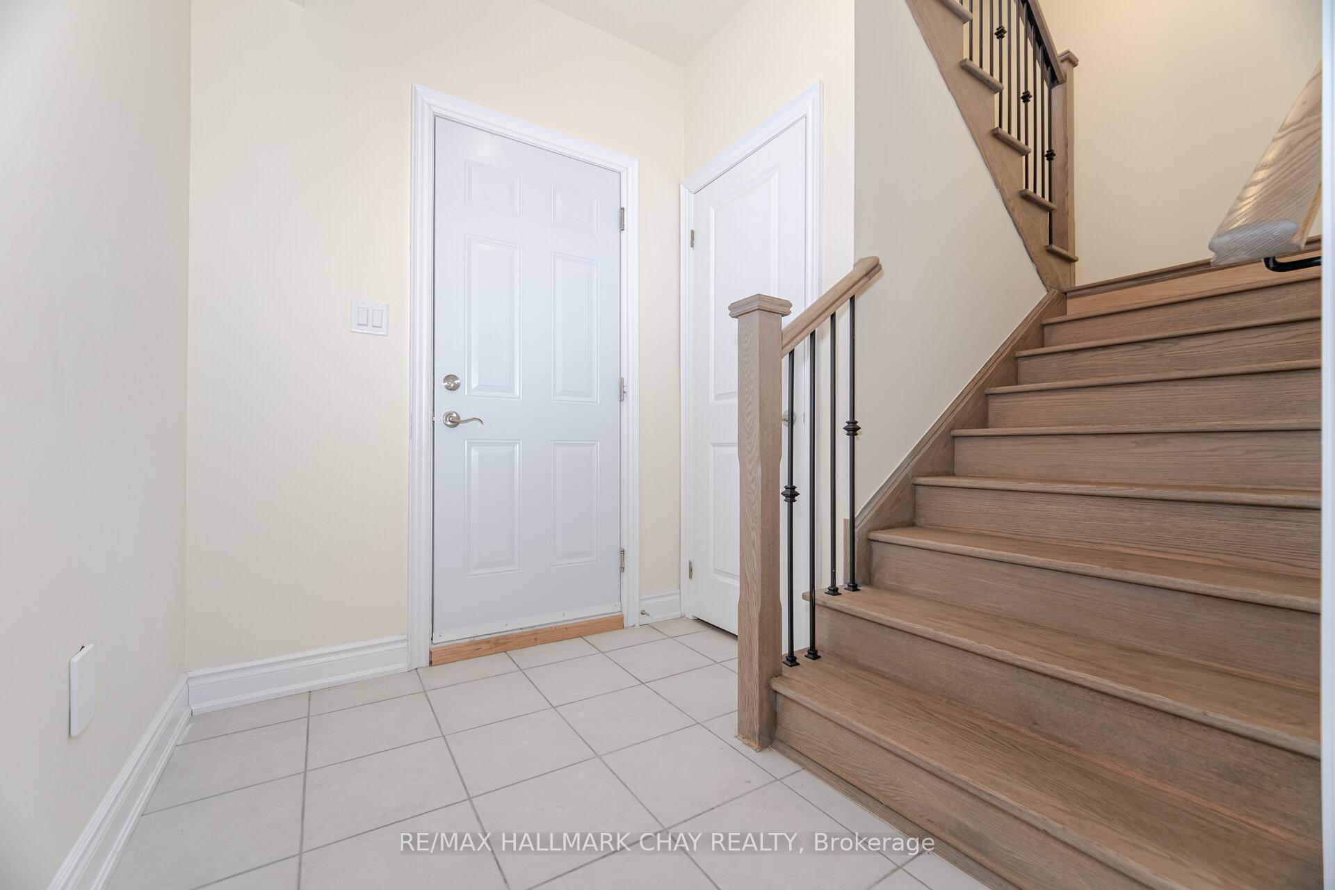 Photo 45 of 30 Janes Crescent, New Tecumseth, Alliston — HOMEH