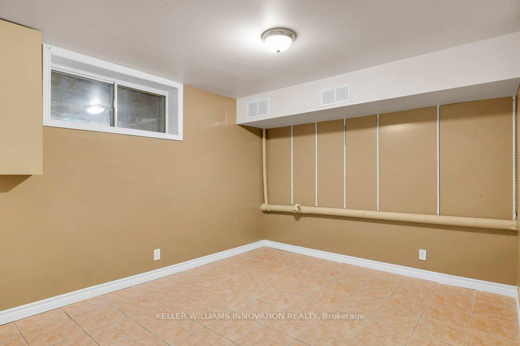 Photo 15 of 820 Tremaine Avenue S, North Perth, Elma — HOMEH