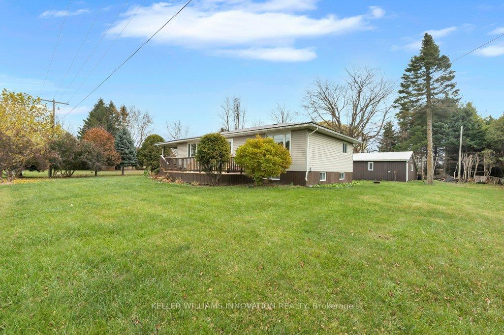 Photo 16 of 820 Tremaine Avenue S, North Perth, Elma — HOMEH
