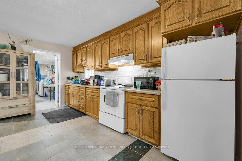 Photo 20 of 820 Tremaine Avenue S, North Perth, Elma — HOMEH