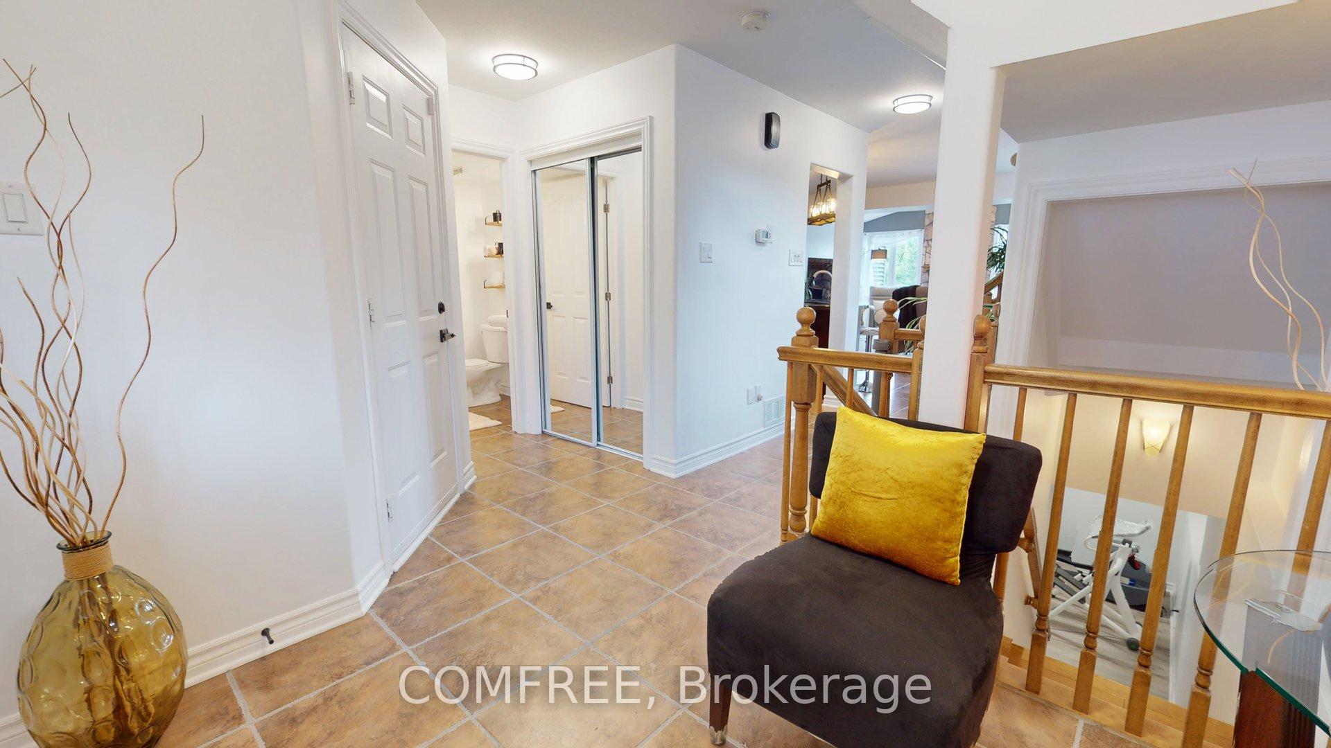 Photo 6 of 2112 Bergamot Circle, Ottawa, Springridge/East Village — HOMEH