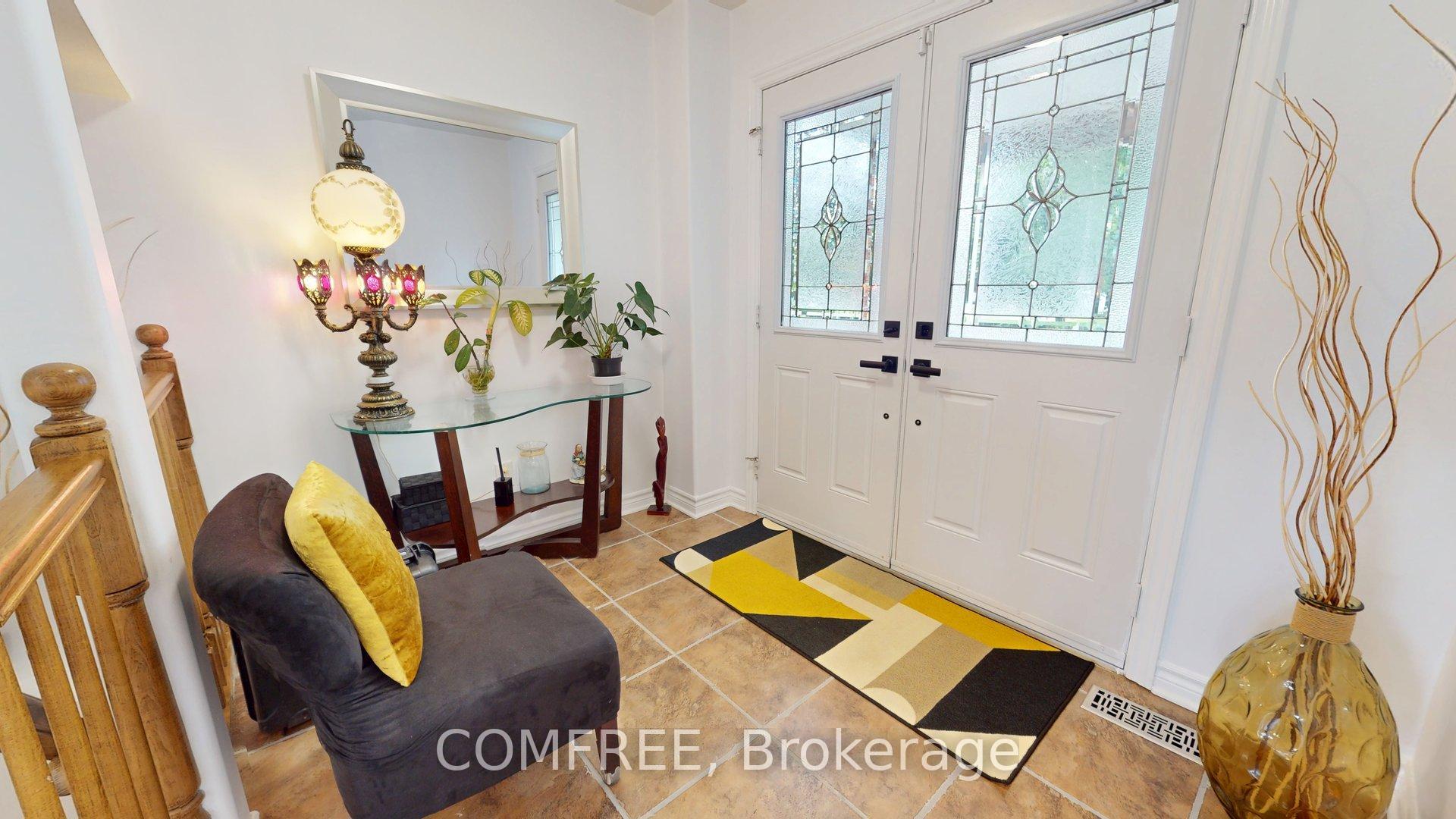 Photo 8 of 2112 Bergamot Circle, Ottawa, Springridge/East Village — HOMEH
