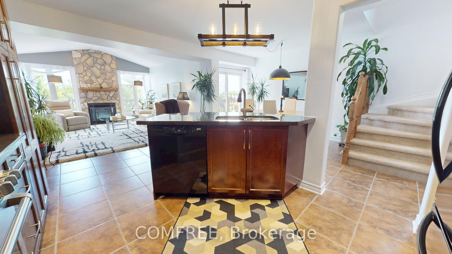 Photo 10 of 2112 Bergamot Circle, Ottawa, Springridge/East Village — HOMEH