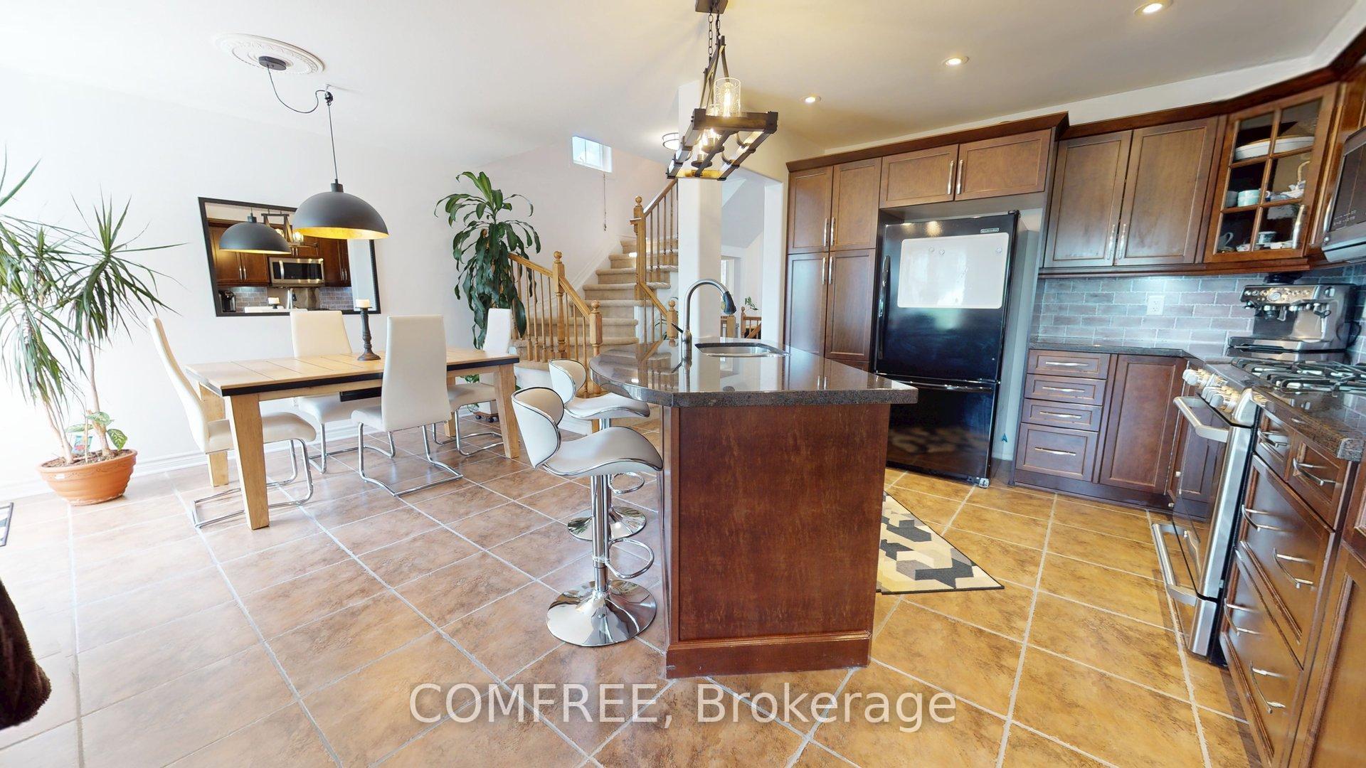 Photo 11 of 2112 Bergamot Circle, Ottawa, Springridge/East Village — HOMEH