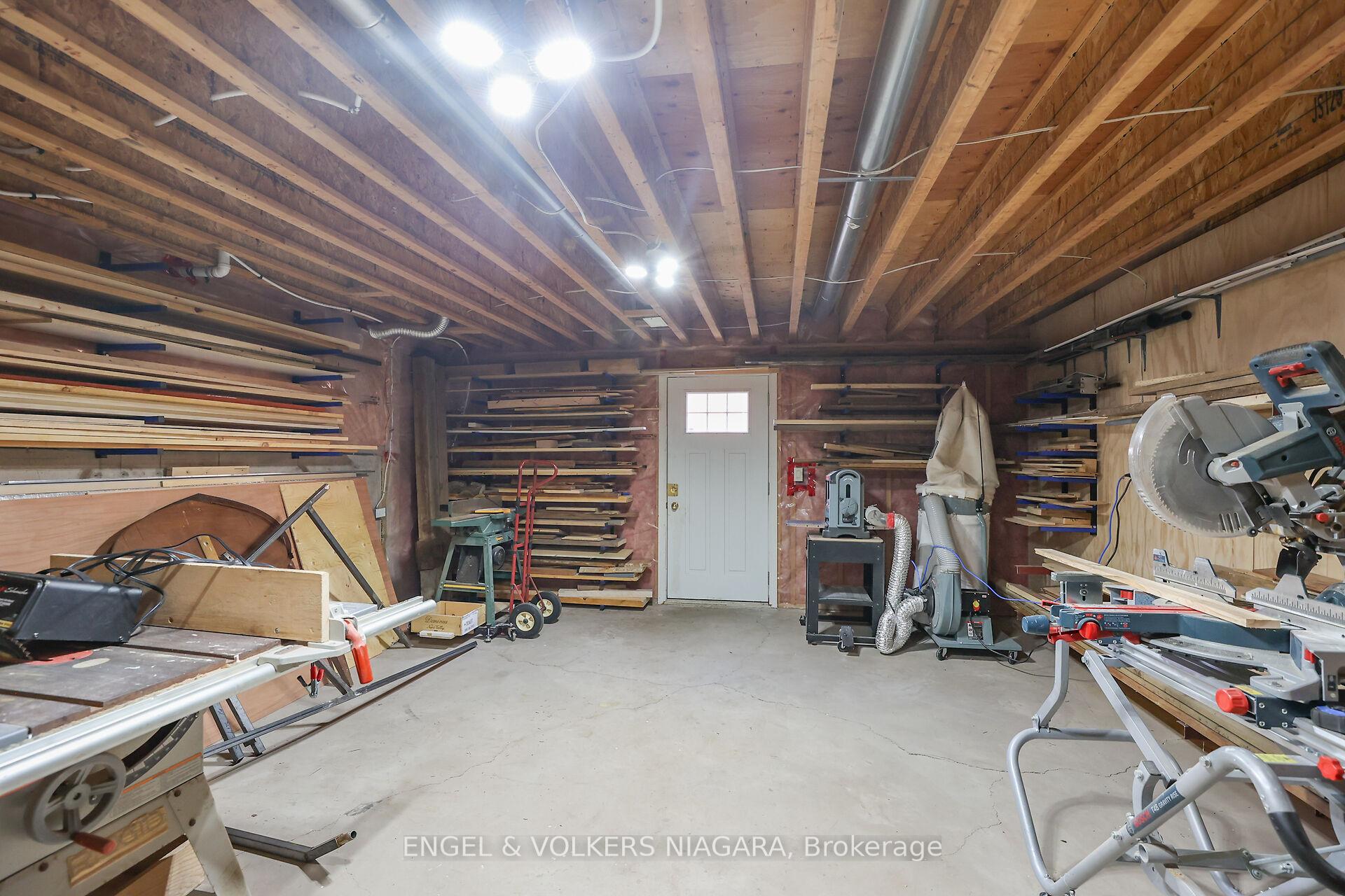 Photo 26 of 28 Cherry Ridge Boulevard N, Pelham, Fenwick — HOMEH
