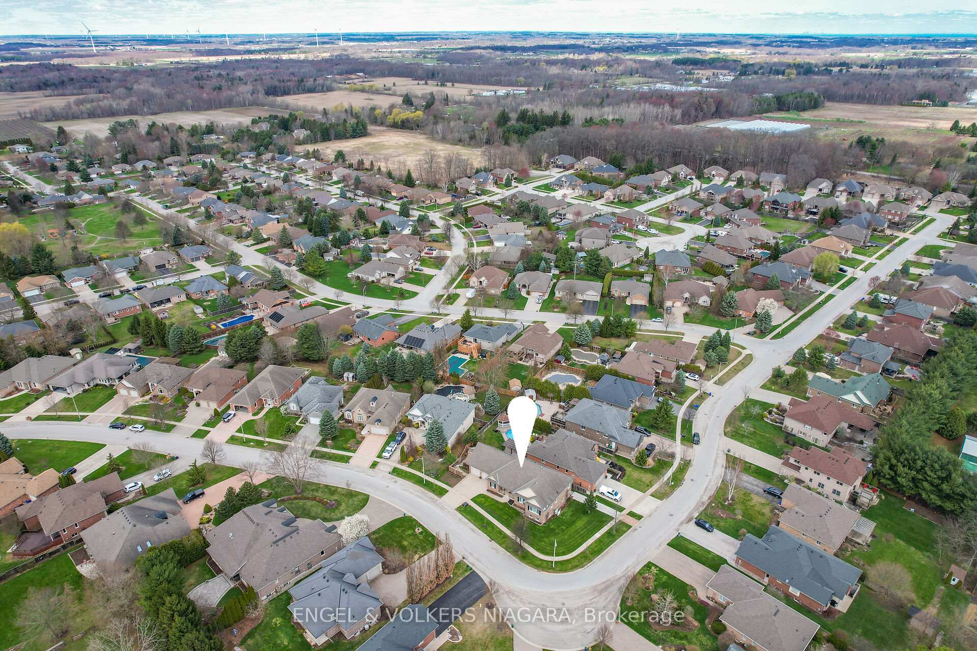 Photo 29 of 28 Cherry Ridge Boulevard N, Pelham, Fenwick — HOMEH