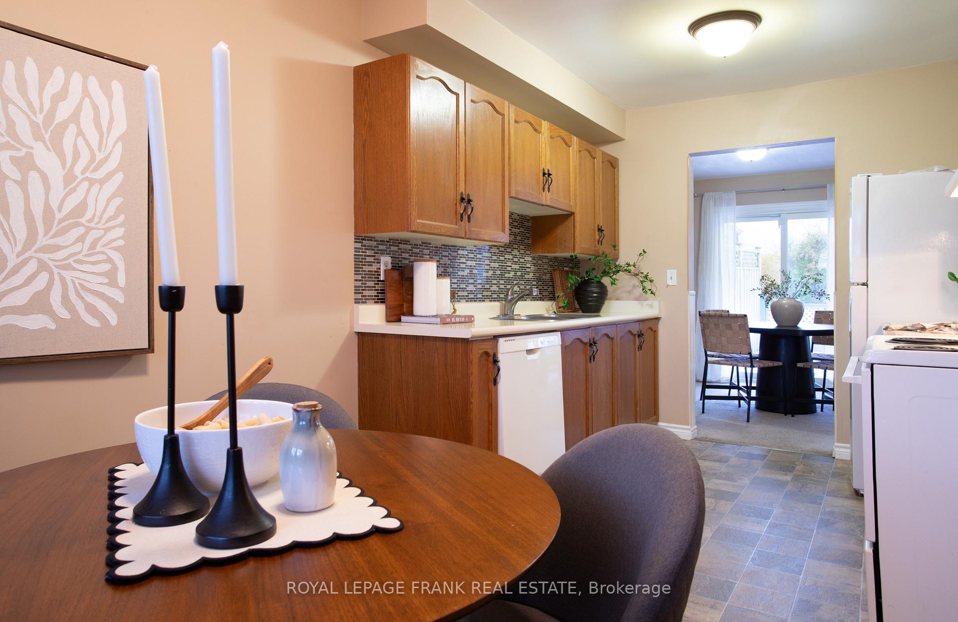 Photo 13 of 1466 O'Hara Court, Oshawa, Lakeview — HOMEH