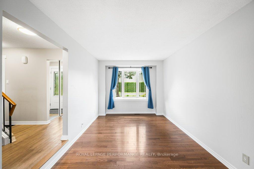 Photo 10 of 360 Burnt Ember Way, Ottawa, Chatelaine Village — HOMEH